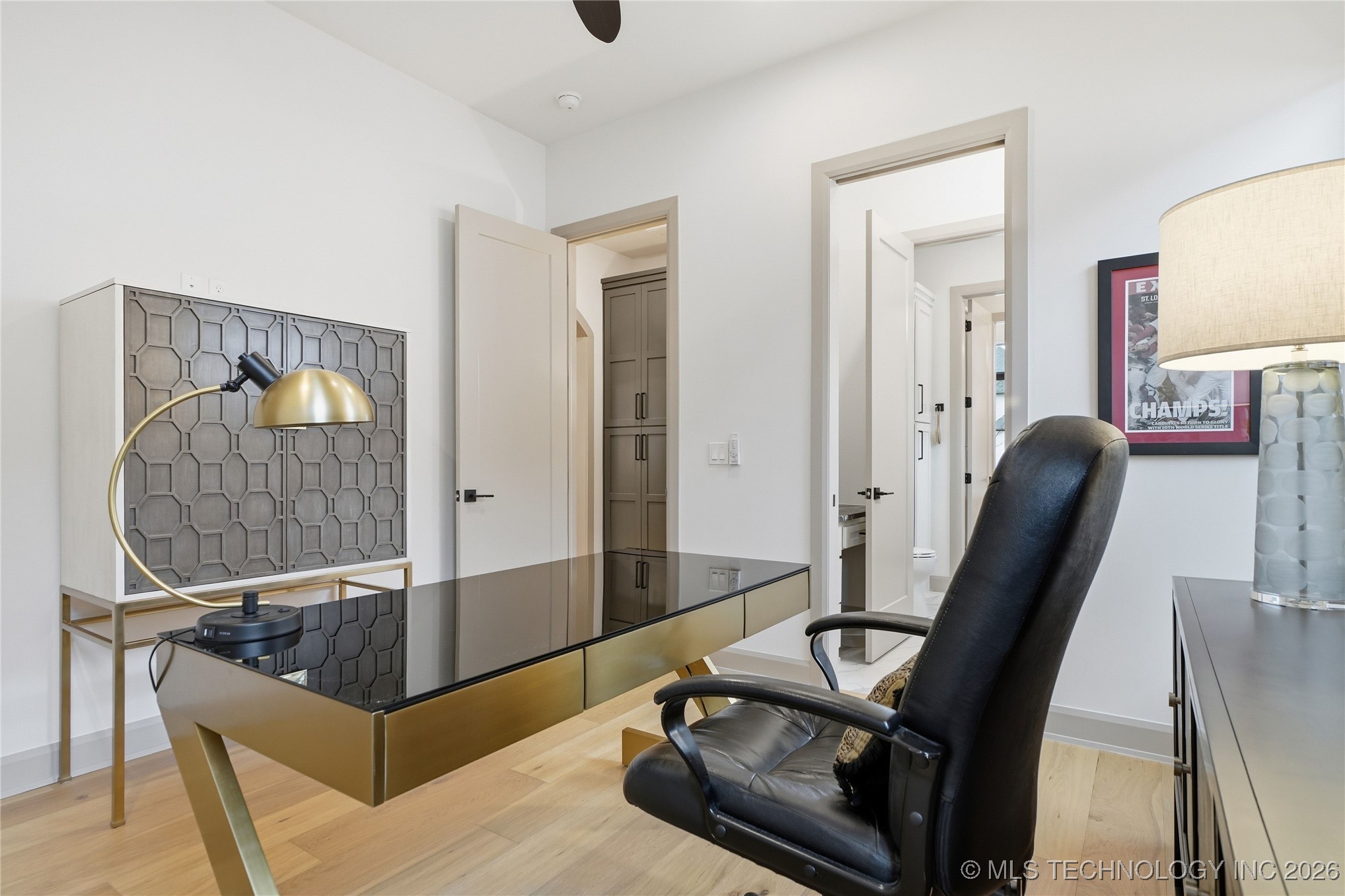 12011 S Vandalia Avenue Property Photo 53