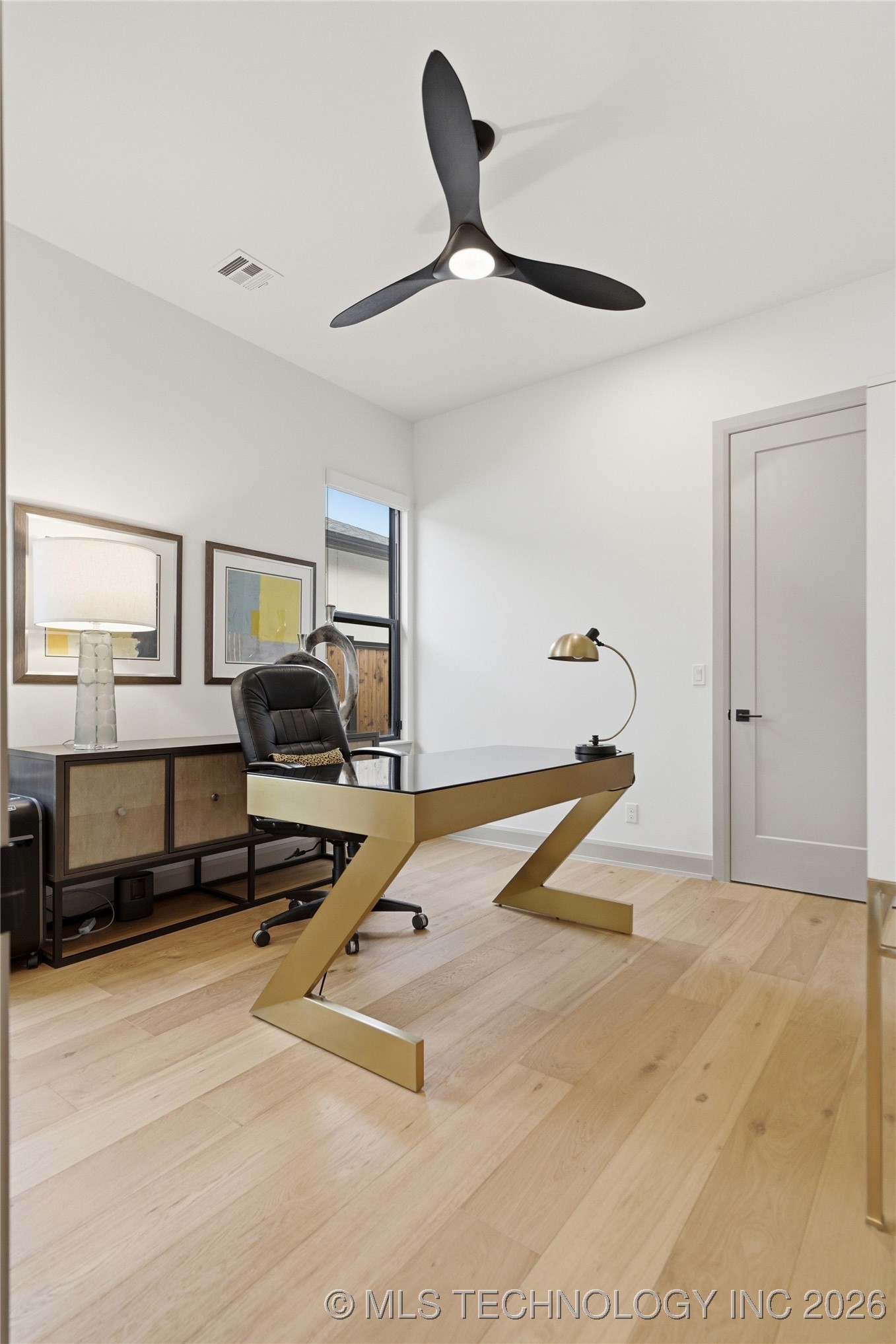 12011 S Vandalia Avenue Property Photo 55