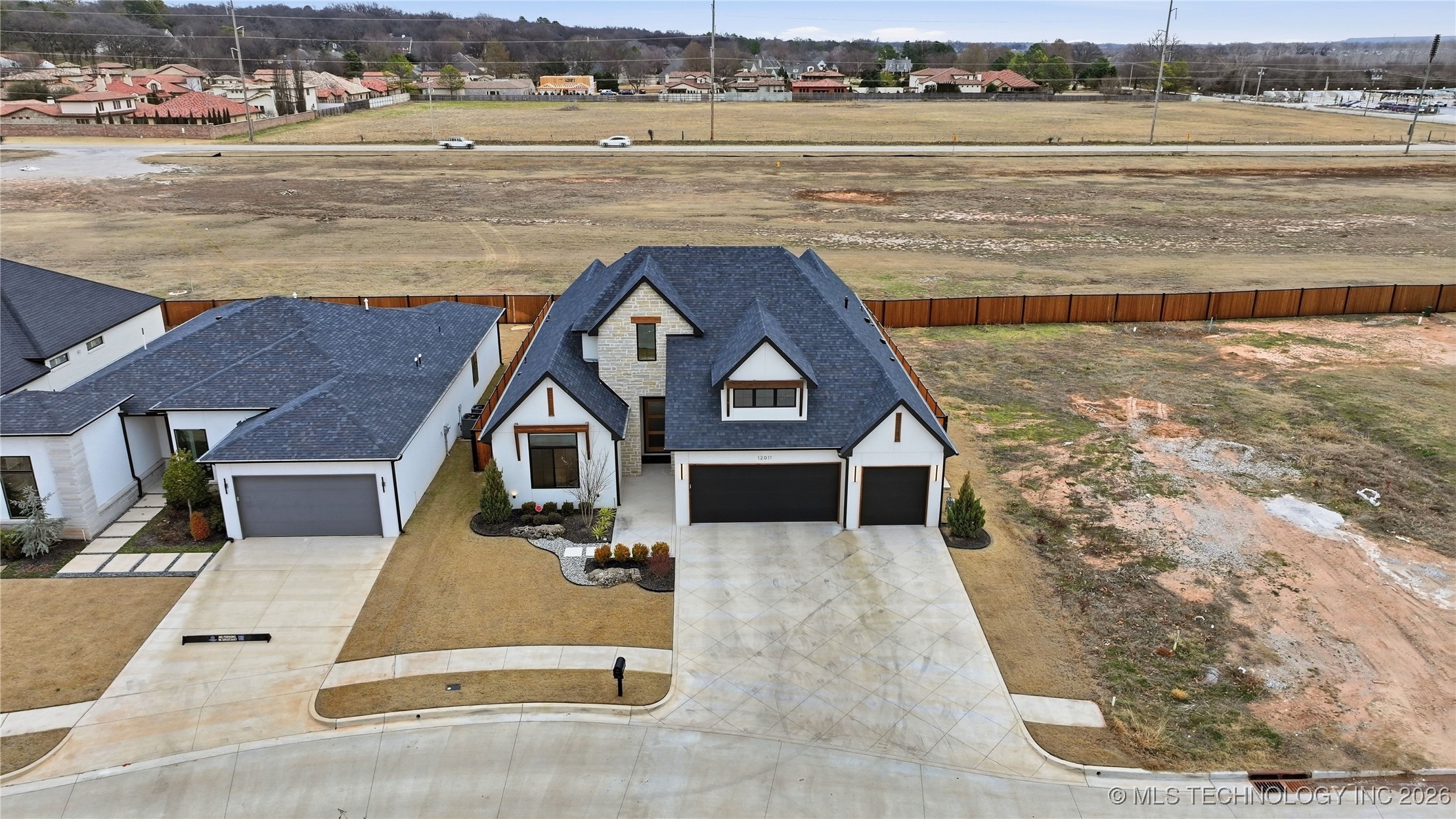 12011 S Vandalia Avenue Property Photo 65