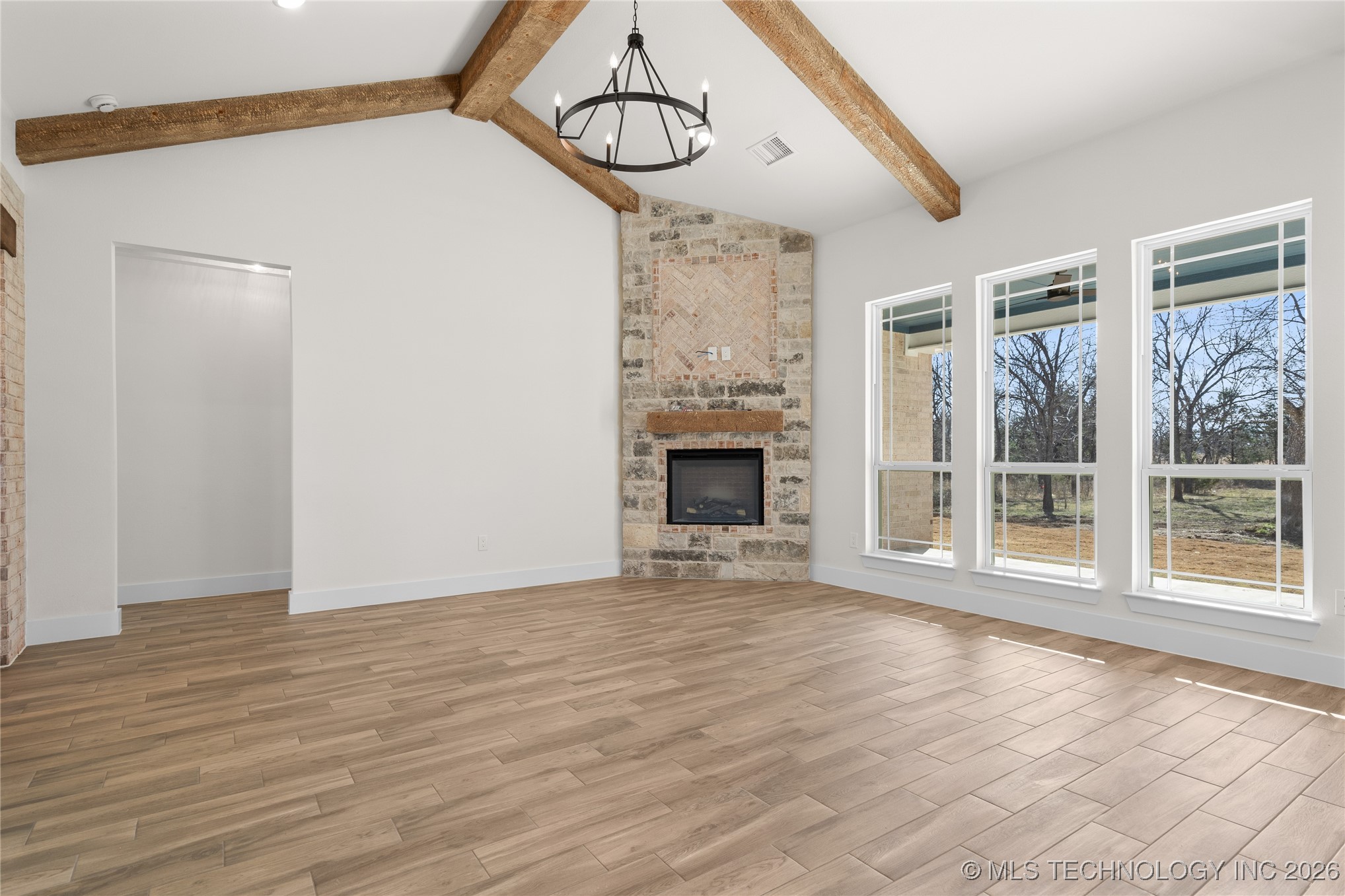 225 Gateway Road Property Photo 10