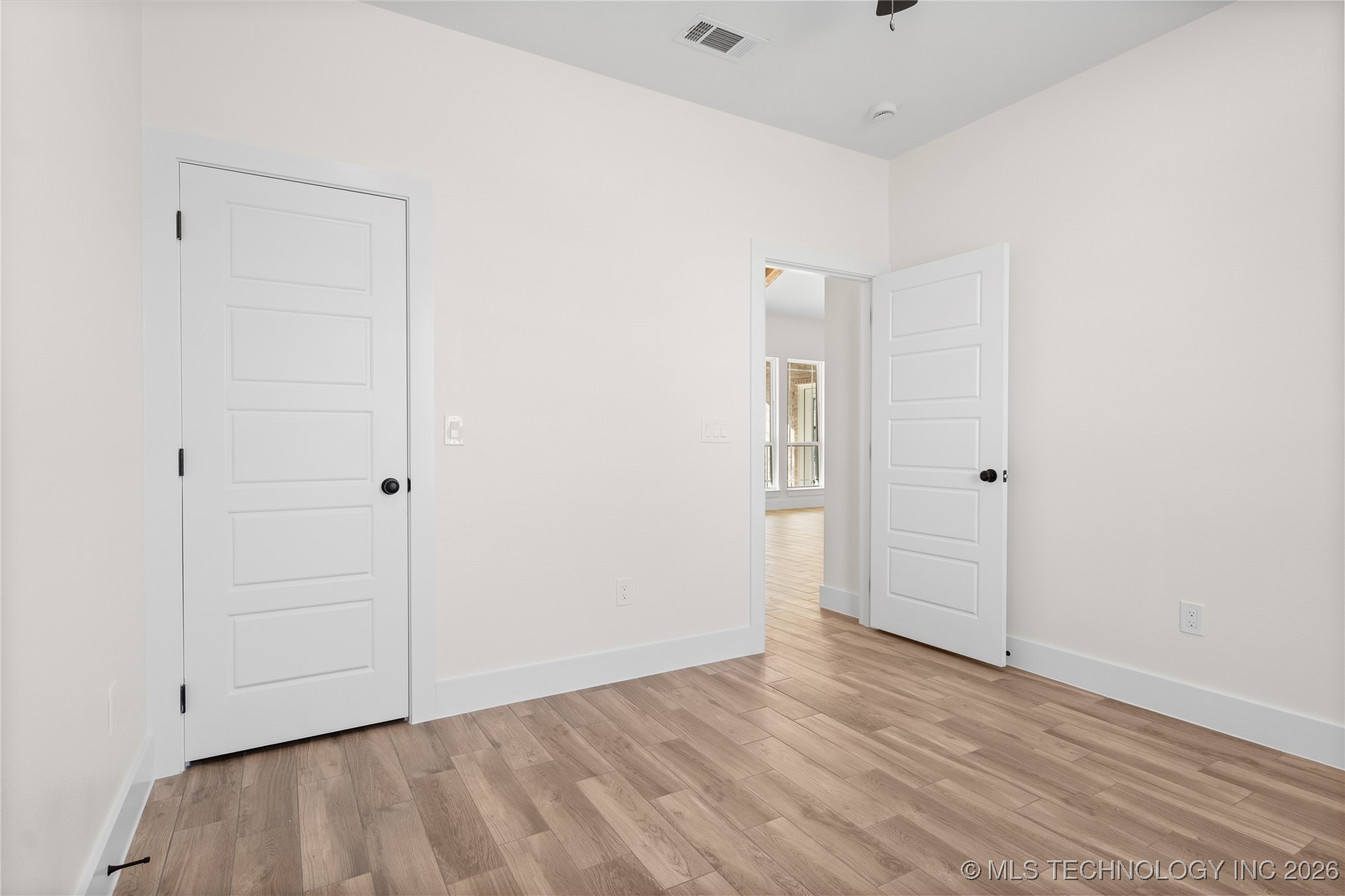 225 Gateway Road Property Photo 25