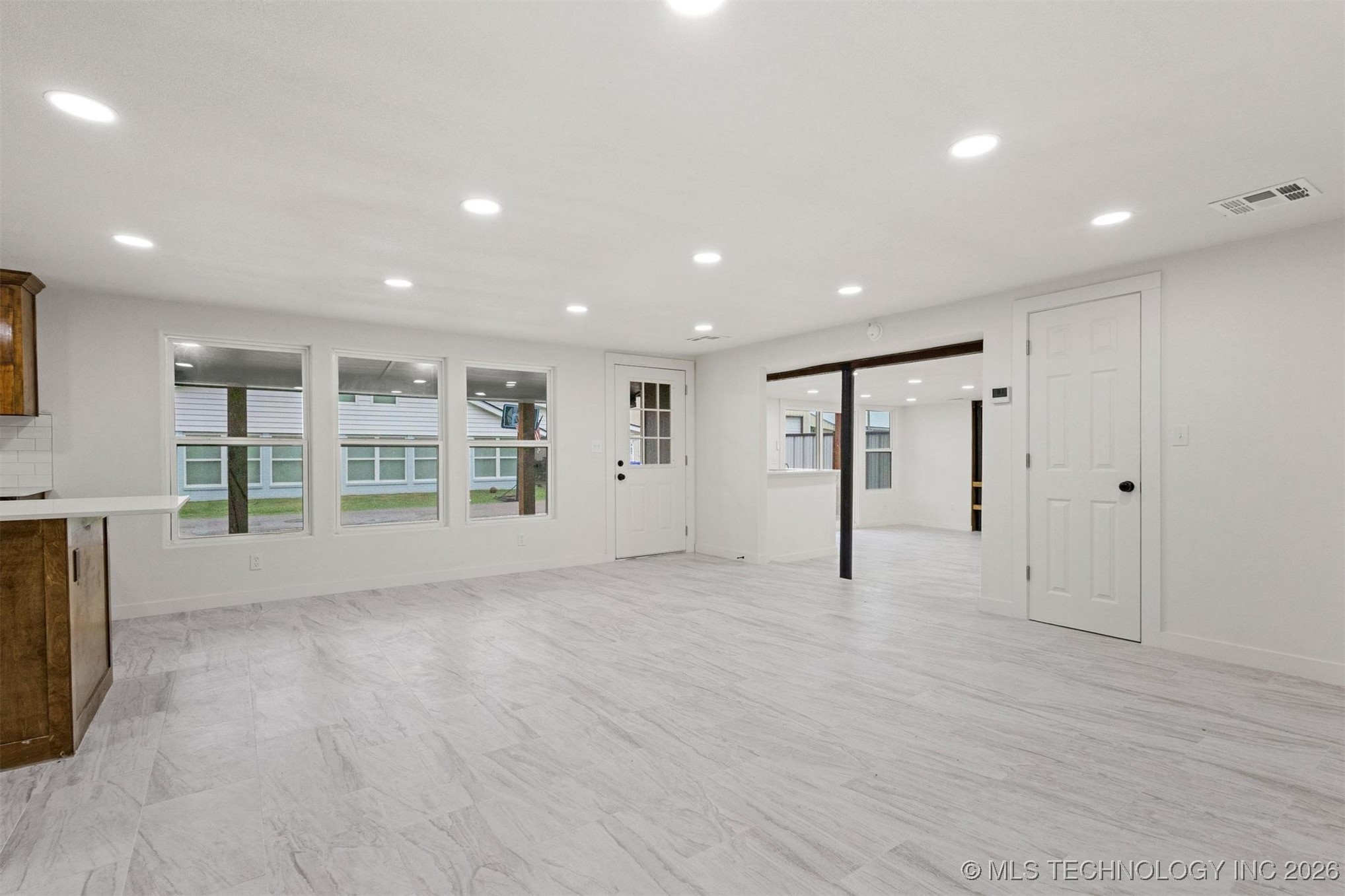 62 Jolene Reid Property Photo 8