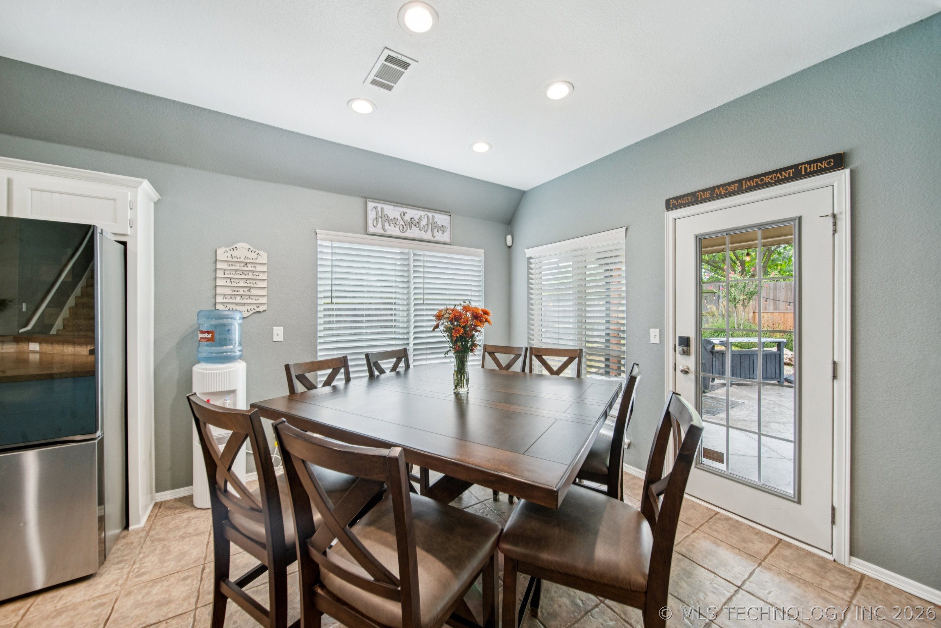 11922 S Birch Avenue Property Photo 7