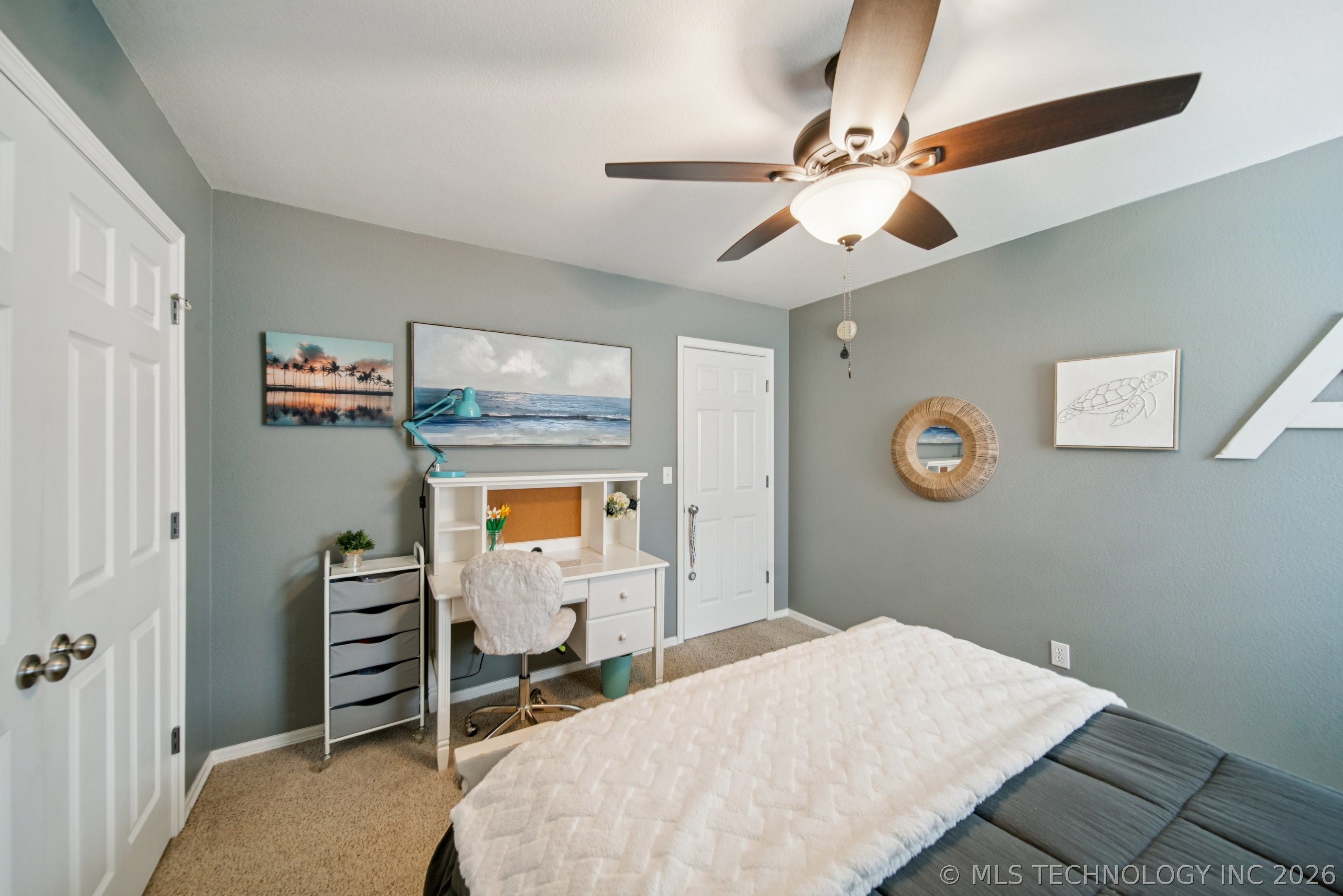 11922 S Birch Avenue Property Photo 22