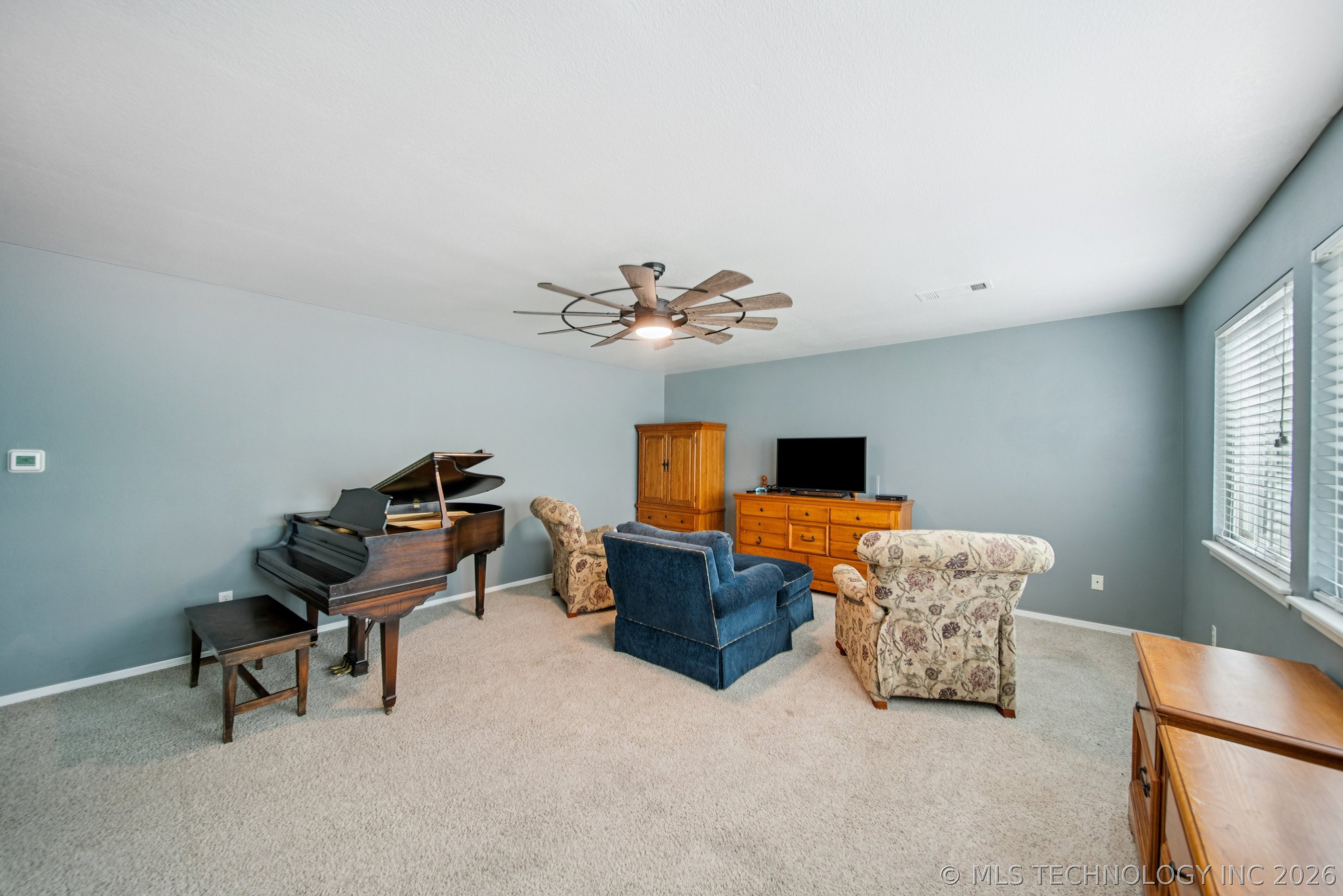 11922 S Birch Avenue Property Photo 23