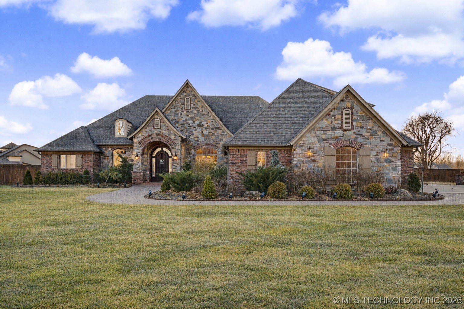 24754 E 143rd Street S Property Photo 1