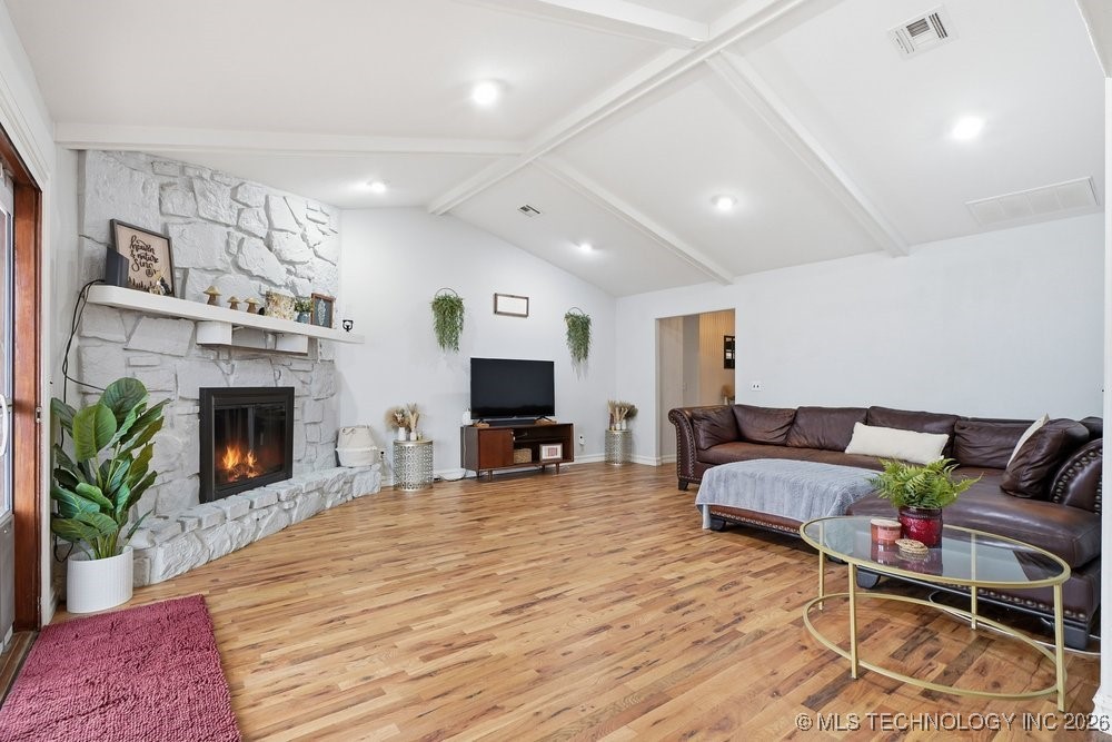 13327 E 33rd Place Property Photo 10