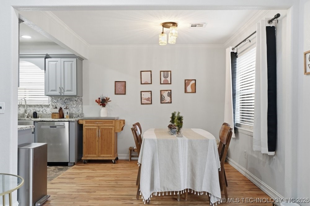 13327 E 33rd Place Property Photo 19