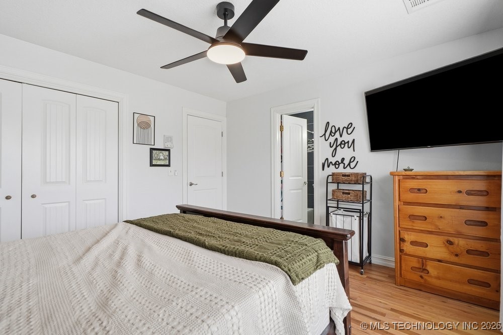 13327 E 33rd Place Property Photo 23