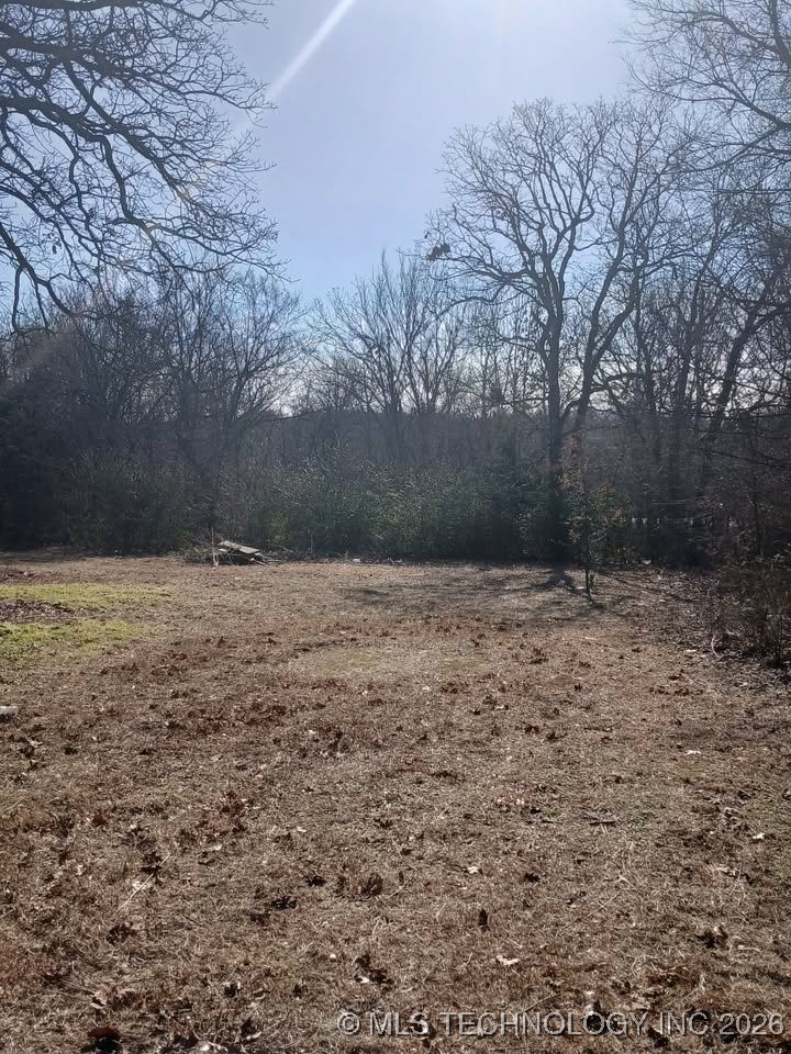 419090 E 1139 Road Property Photo 4