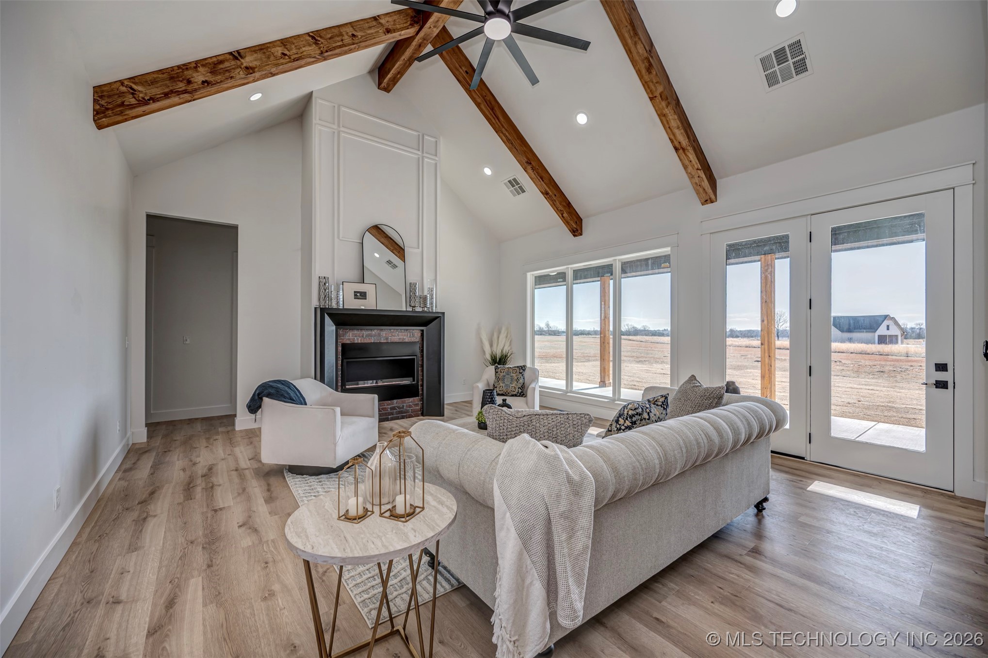 16052 County Road 3600 Property Photo 8