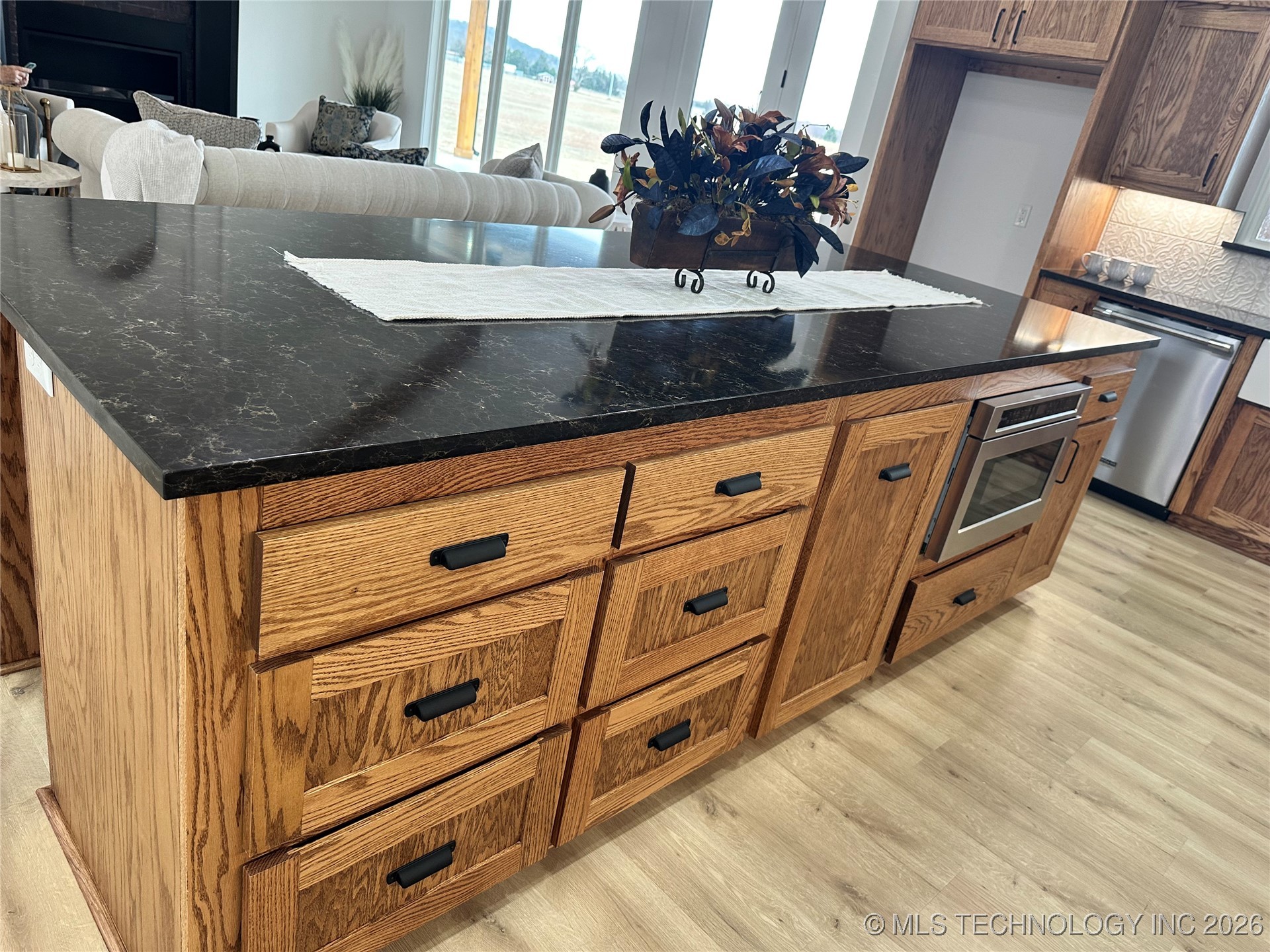 16052 County Road 3600 Property Photo 12