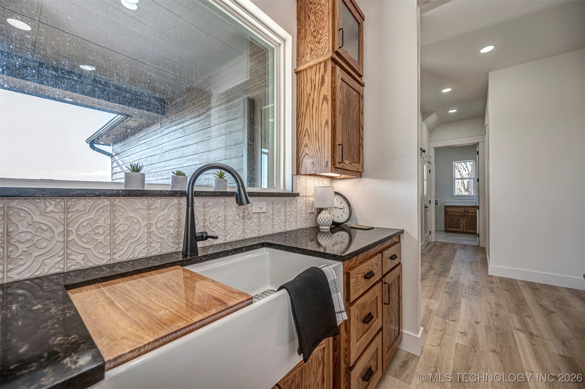 16052 County Road 3600 Property Photo 13