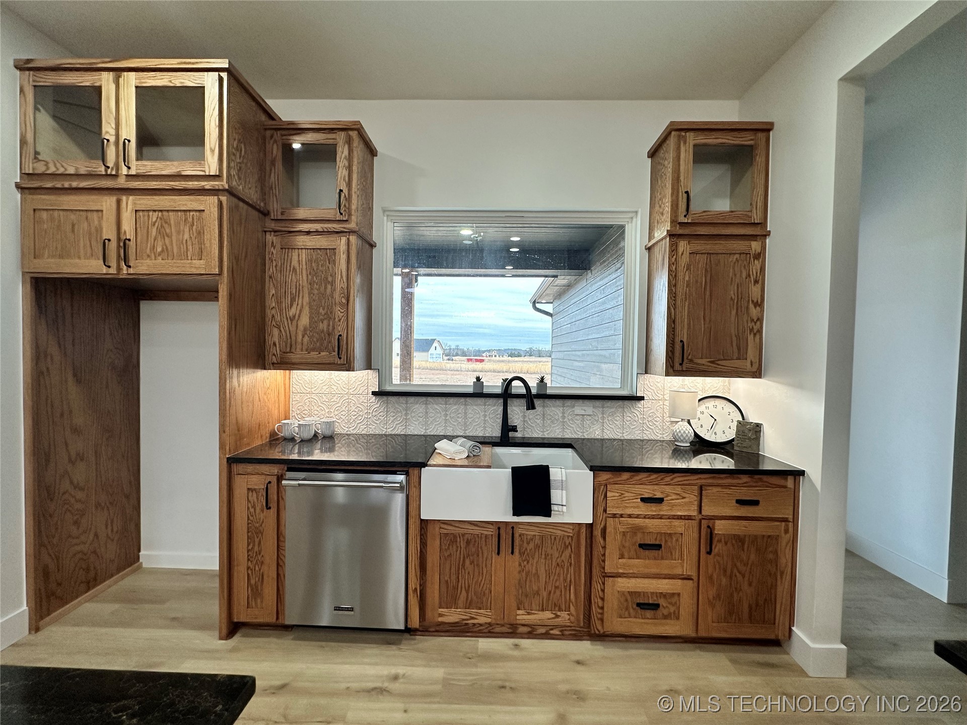 16052 County Road 3600 Property Photo 16