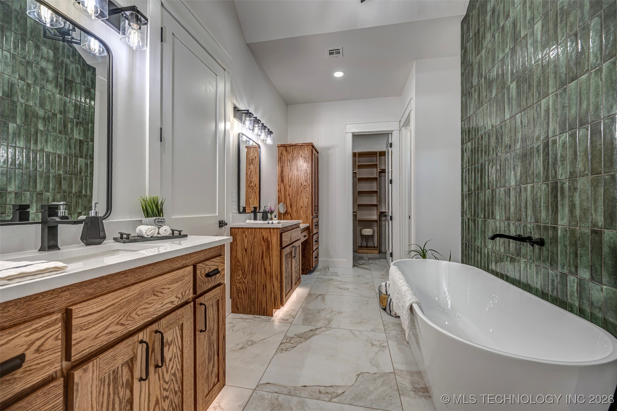 16052 County Road 3600 Property Photo 41