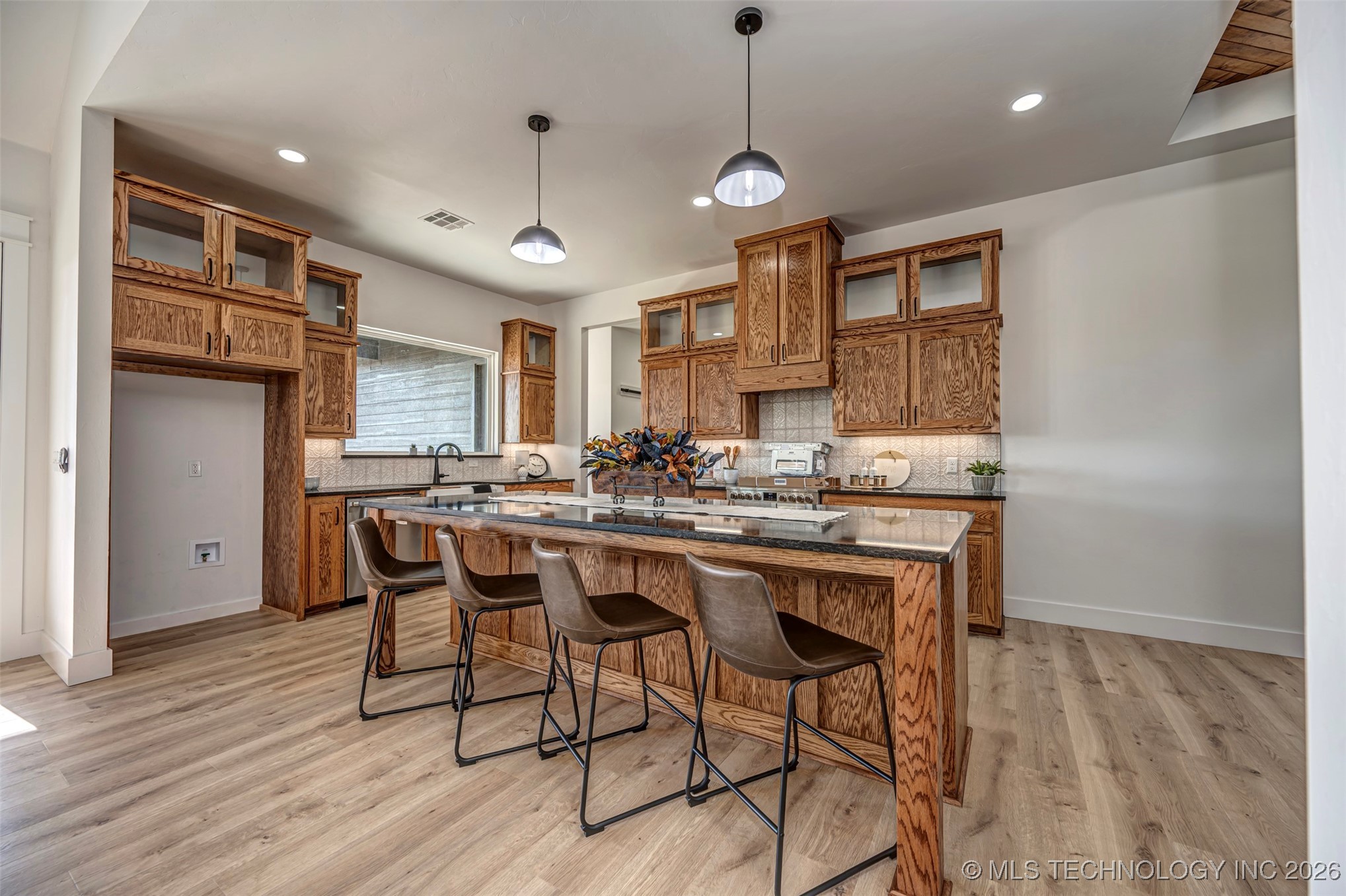 16052 County Road 3600 Property Photo 44