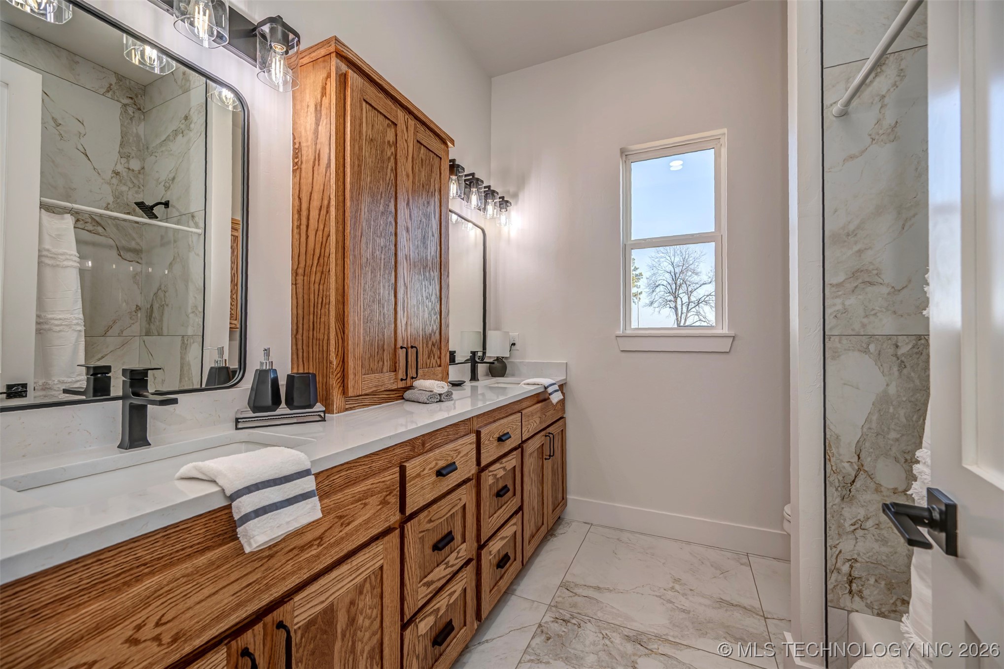 16052 County Road 3600 Property Photo 53