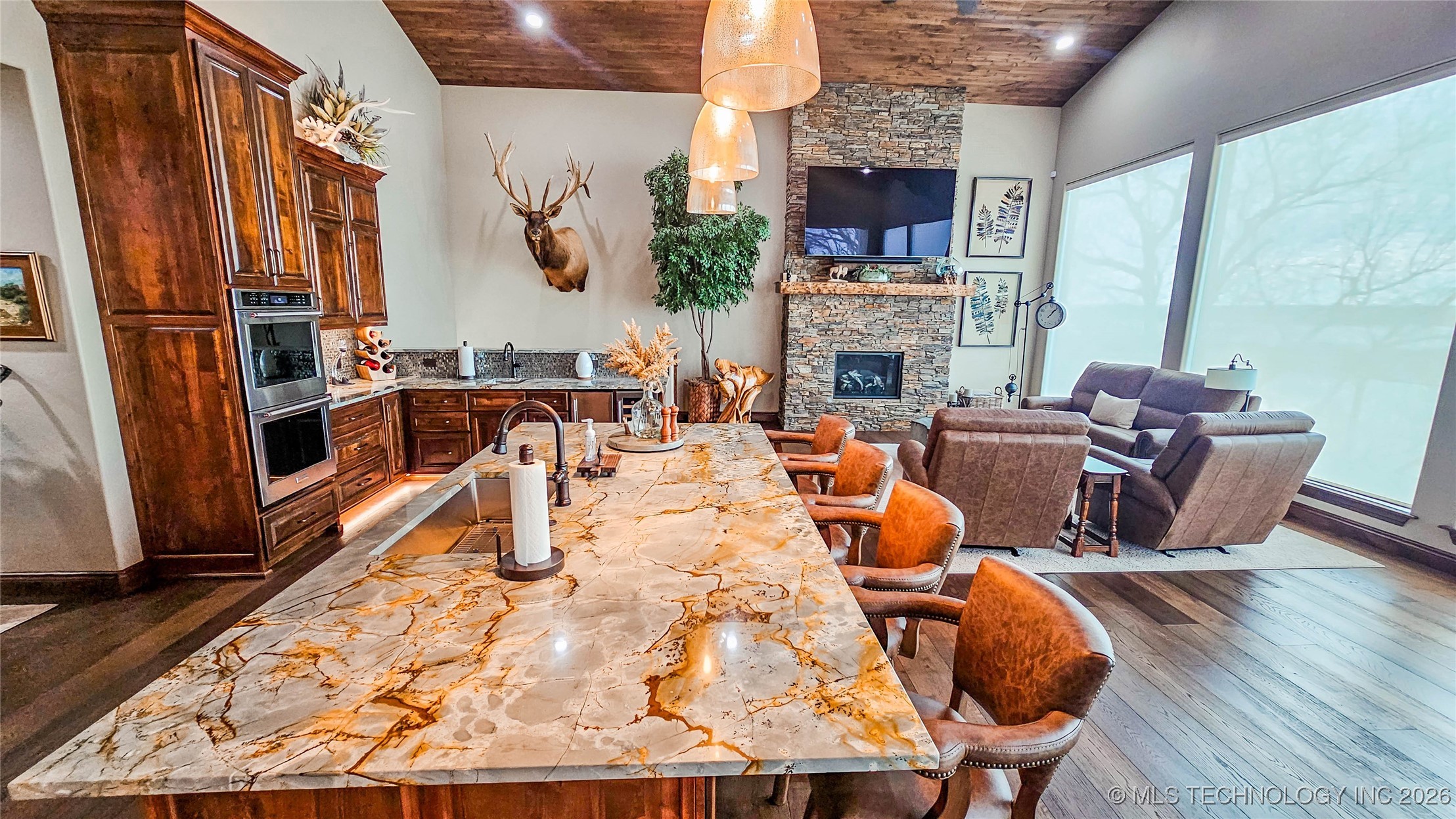 417188 Mockingbird Lane Property Photo 19