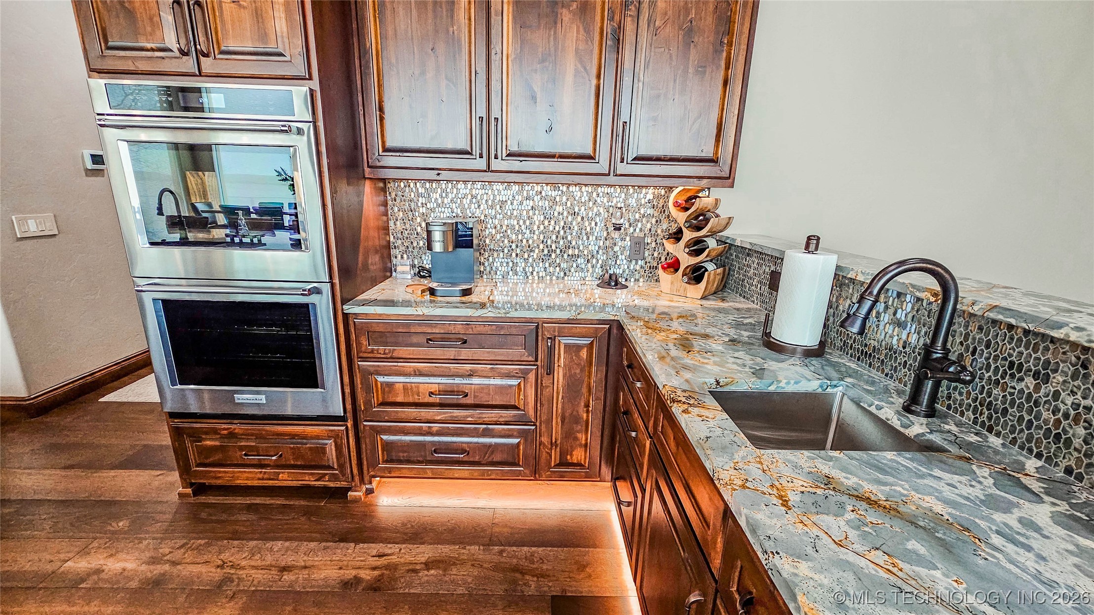 417188 Mockingbird Lane Property Photo 24