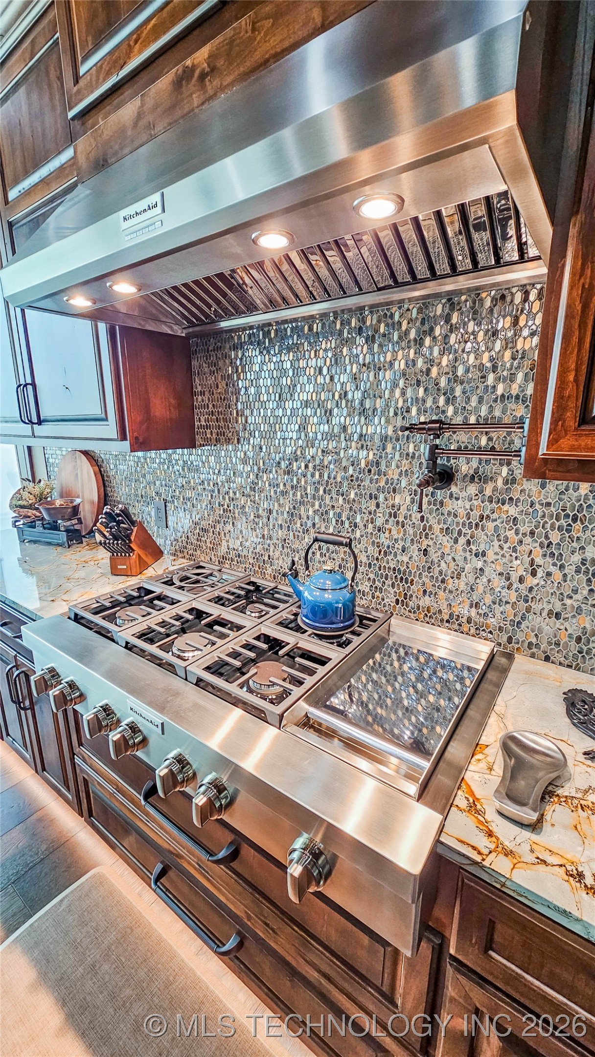 417188 Mockingbird Lane Property Photo 26