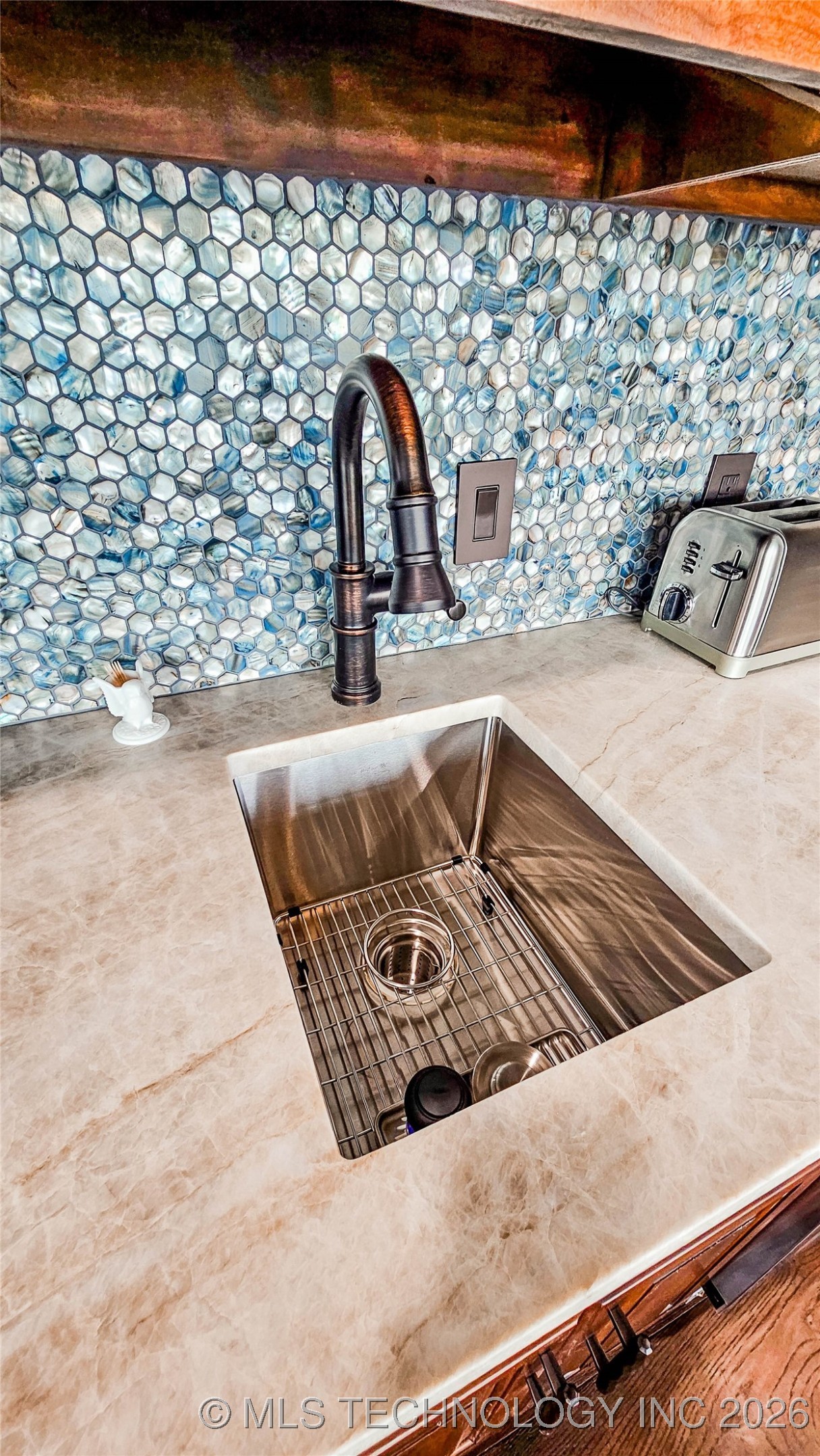 417188 Mockingbird Lane Property Photo 44