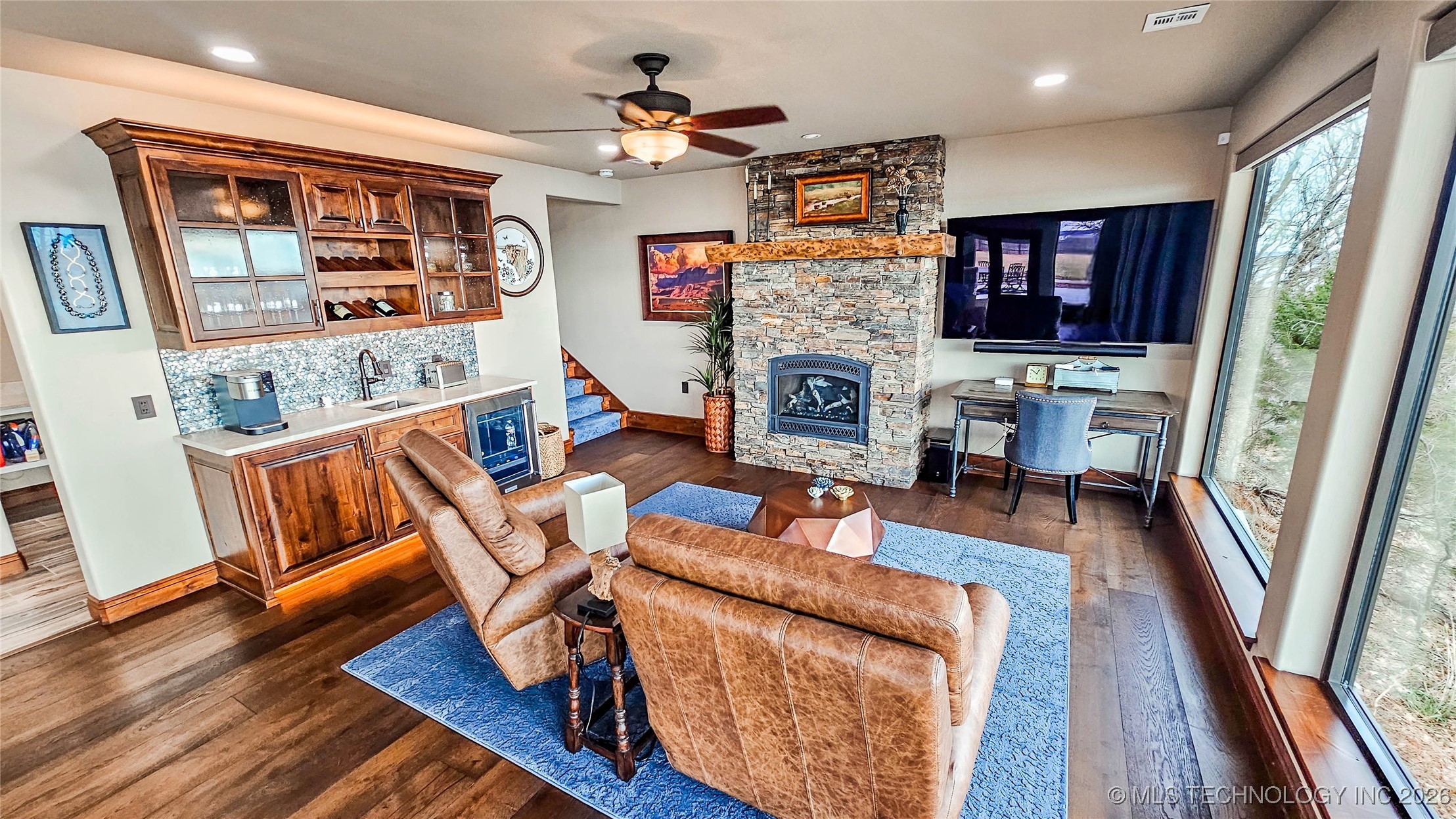 417188 Mockingbird Lane Property Photo 45