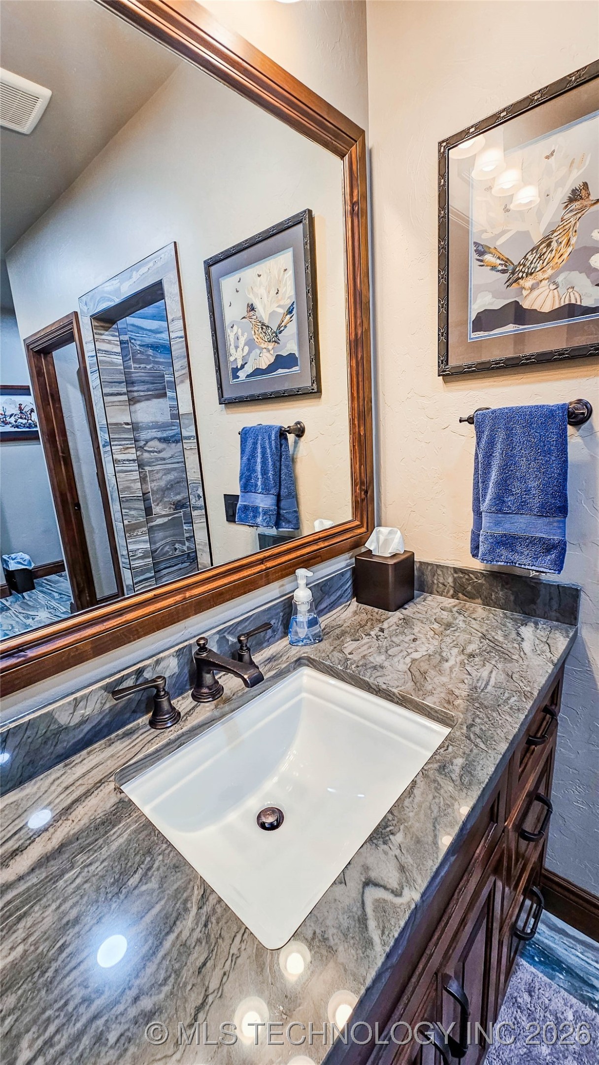 417188 Mockingbird Lane Property Photo 47