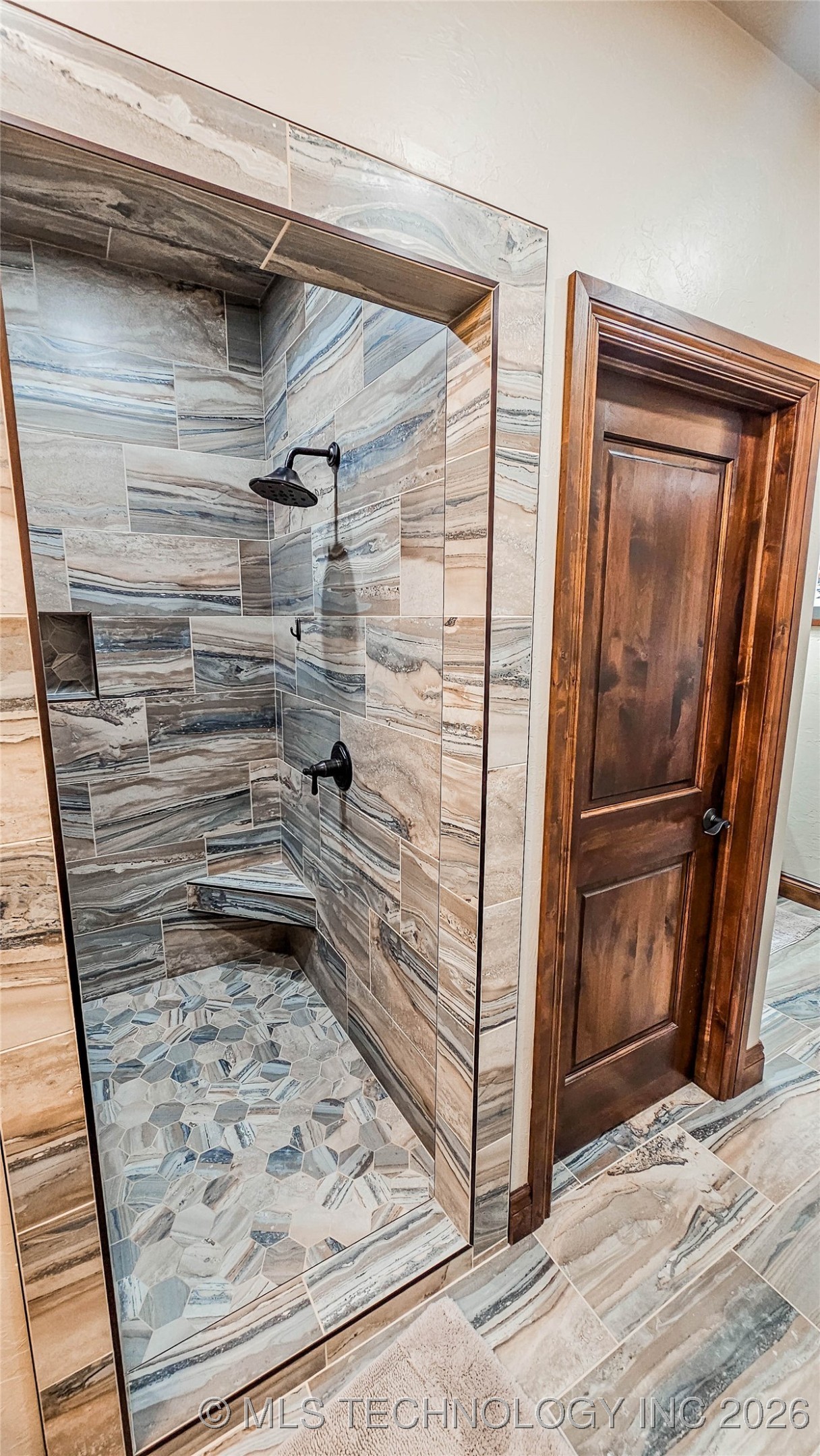 417188 Mockingbird Lane Property Photo 48