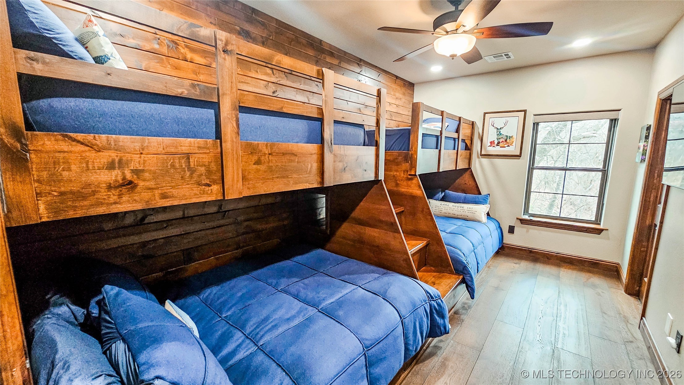 417188 Mockingbird Lane Property Photo 58