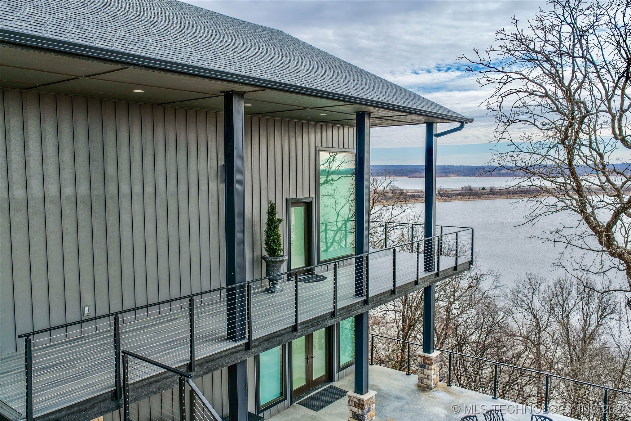 417188 Mockingbird Lane Property Photo 77