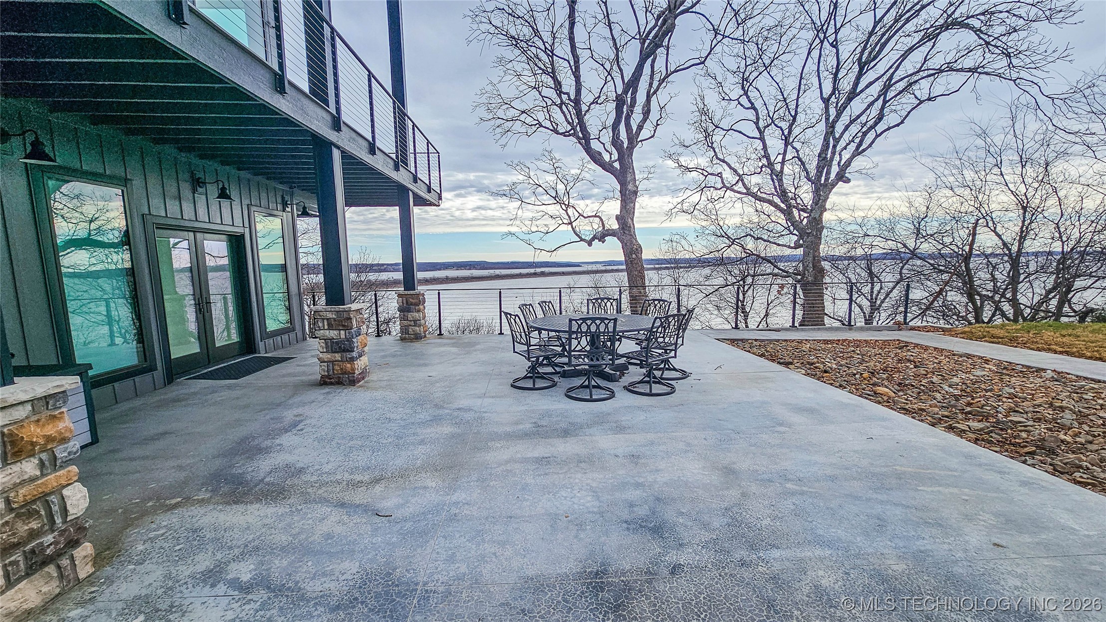 417188 Mockingbird Lane Property Photo 82