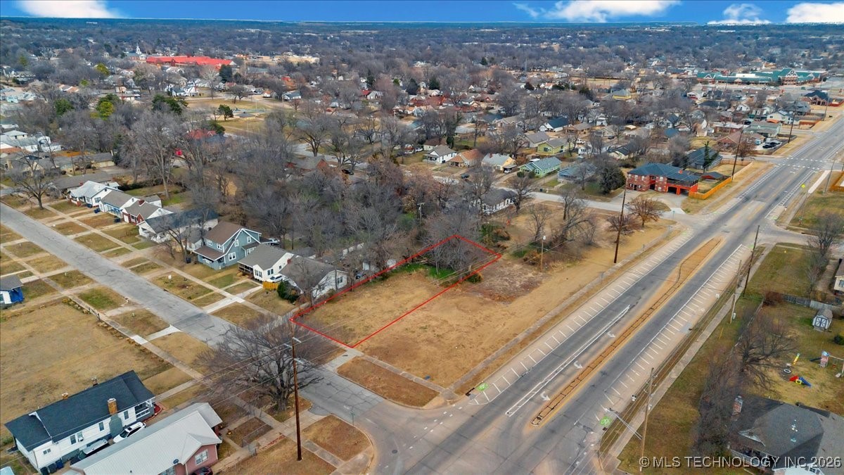 1509 N Denver Avenue Property Photo 2