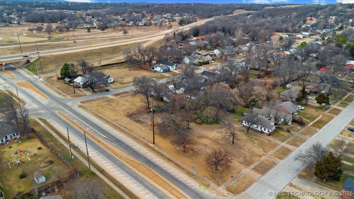 1509 N Denver Avenue Property Photo 6