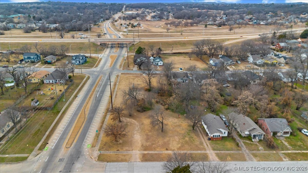 1509 N Denver Avenue Property Photo 9