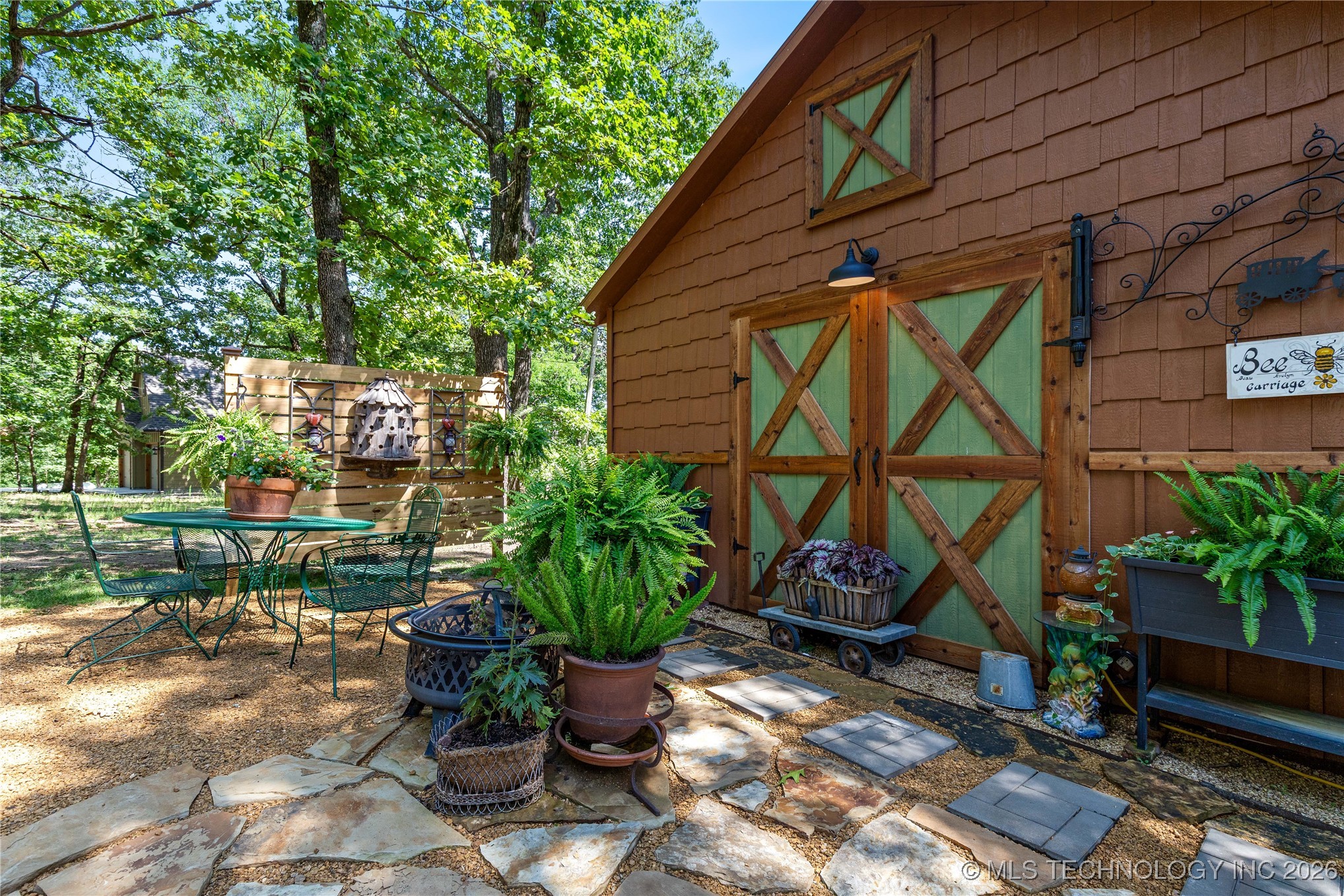 453805 E 315 Road Property Photo 11