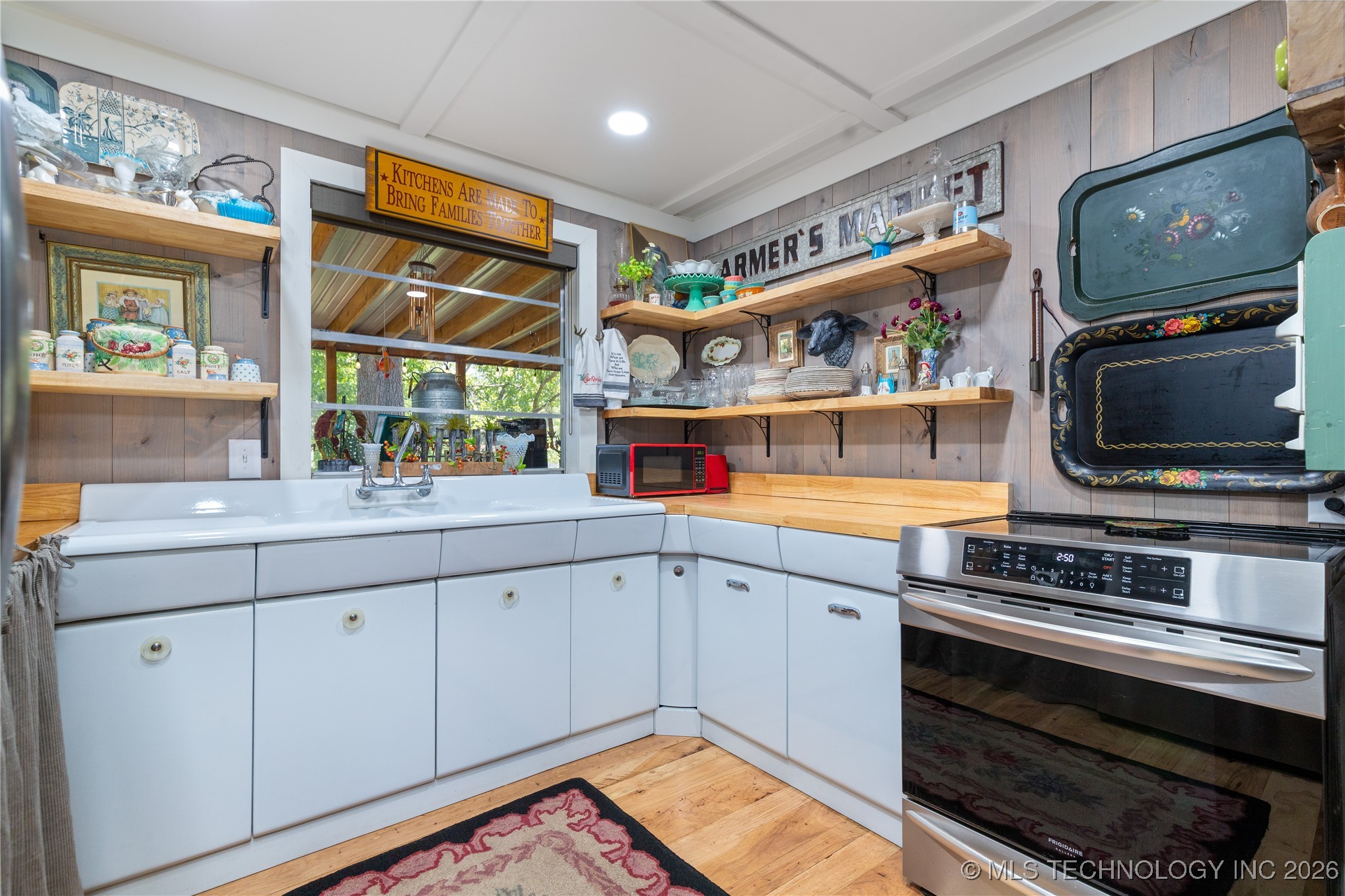 453805 E 315 Road Property Photo 17