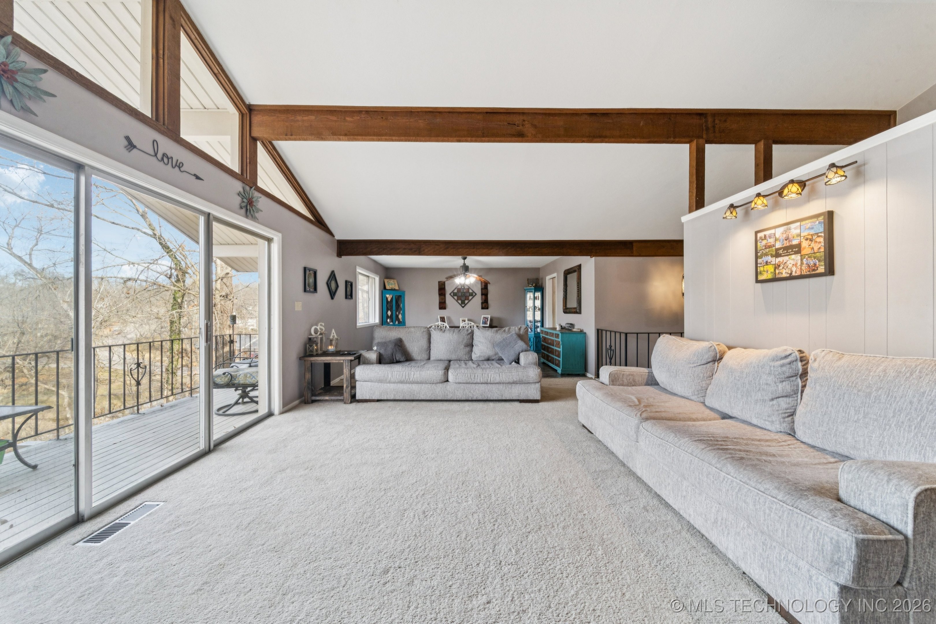 1808 S Skyline Place Property Photo 10