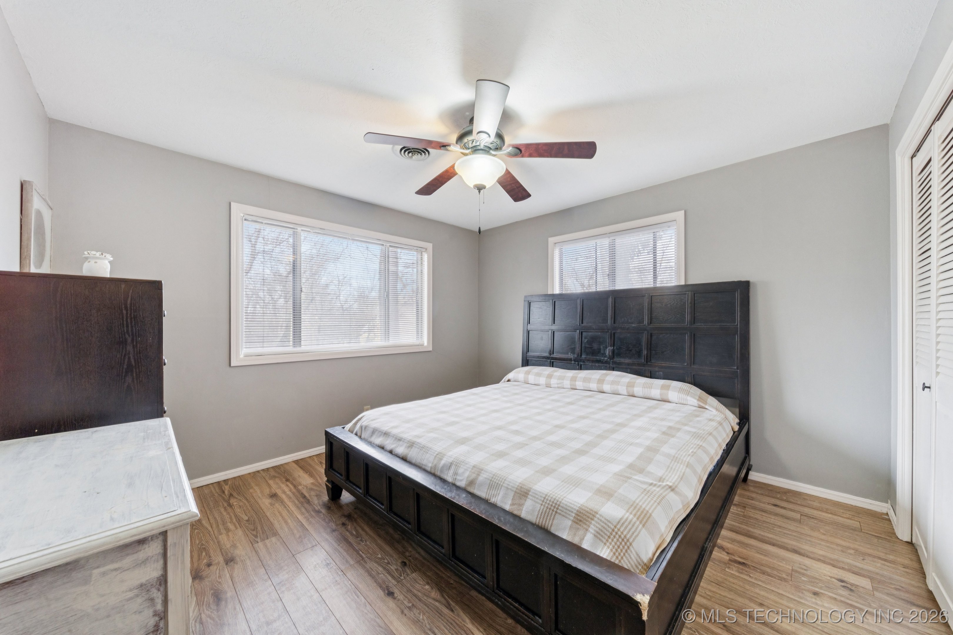 1808 S Skyline Place Property Photo 34