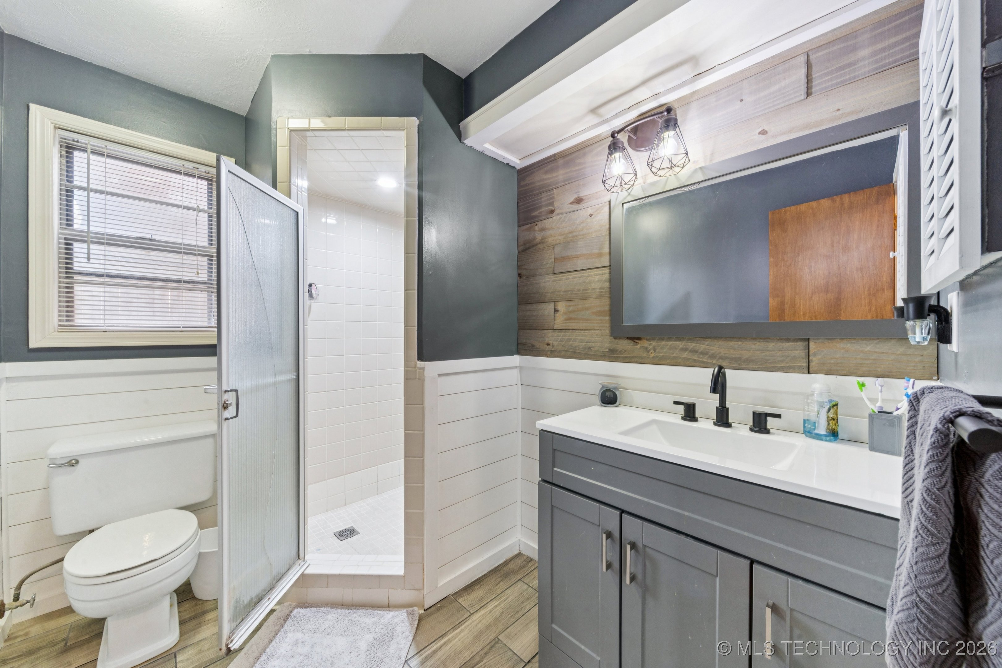 1808 S Skyline Place Property Photo 35