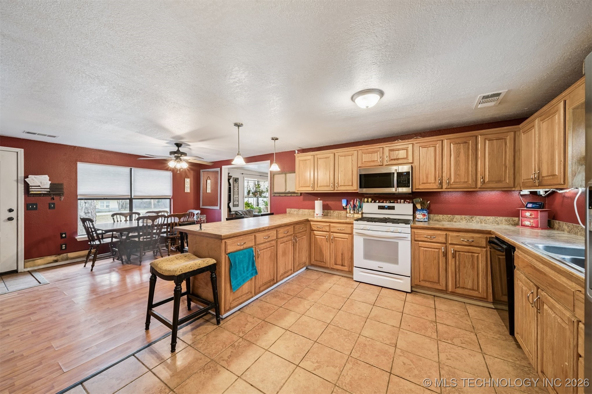 1516 W Kiowa Street Property Photo 6