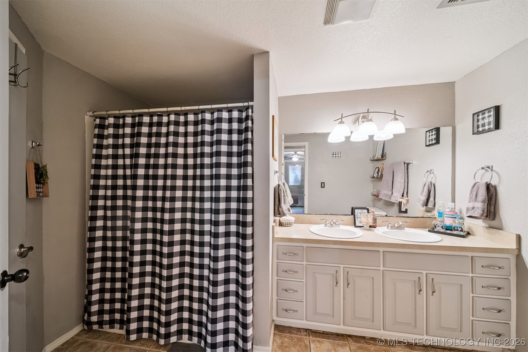 1516 W Kiowa Street Property Photo 19