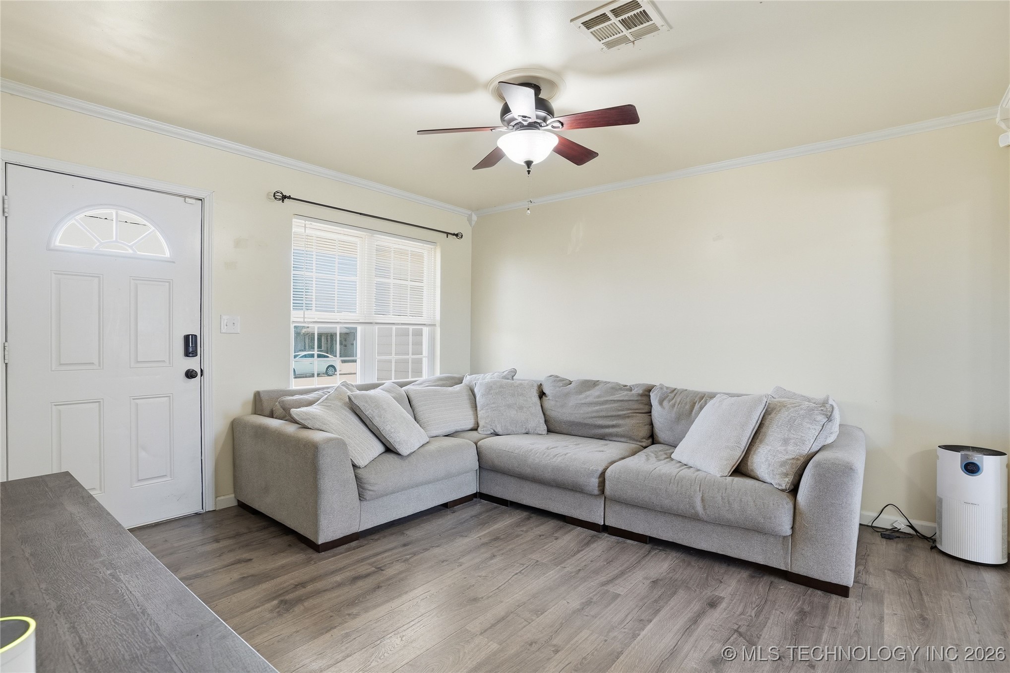 105 W 32nd Street Property Photo 7