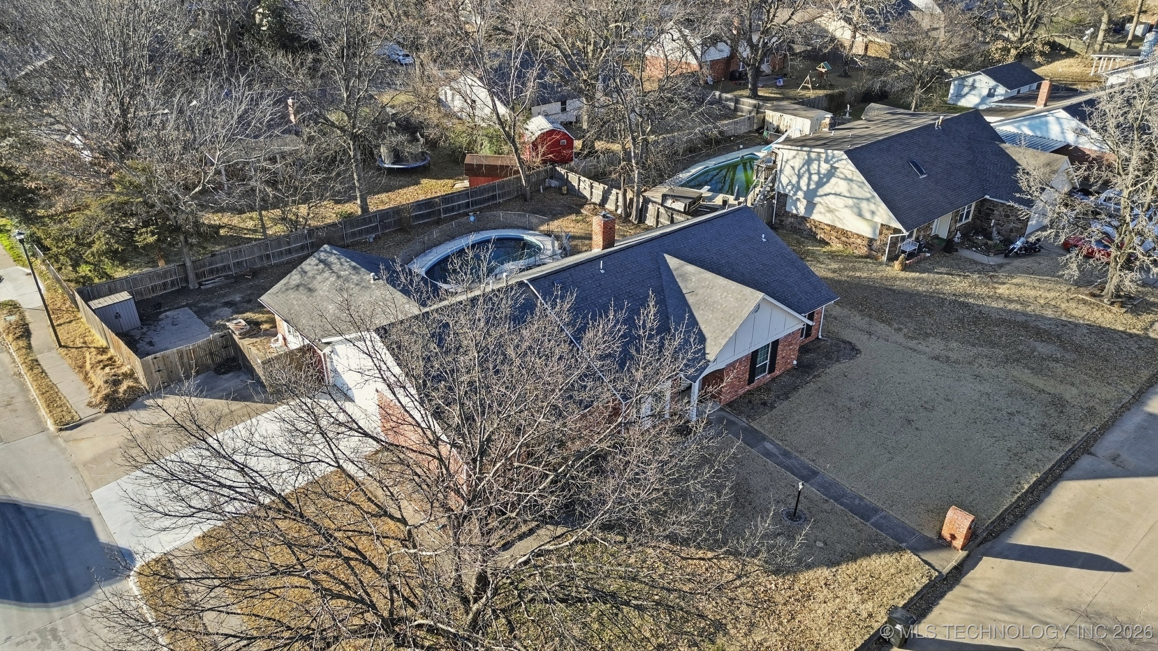 4120 S Juniper Avenue Property Photo 4