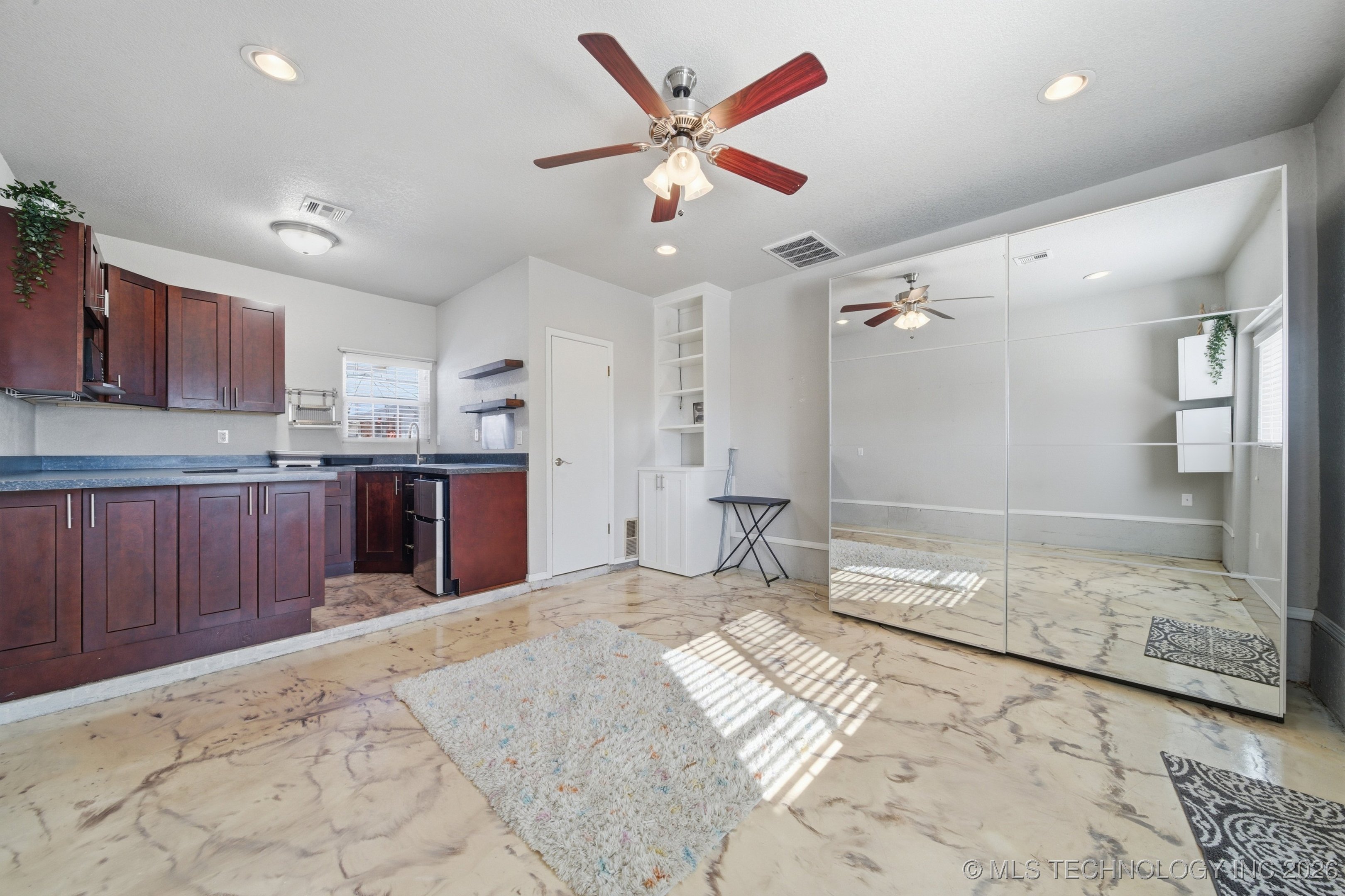 4120 S Juniper Avenue Property Photo 51