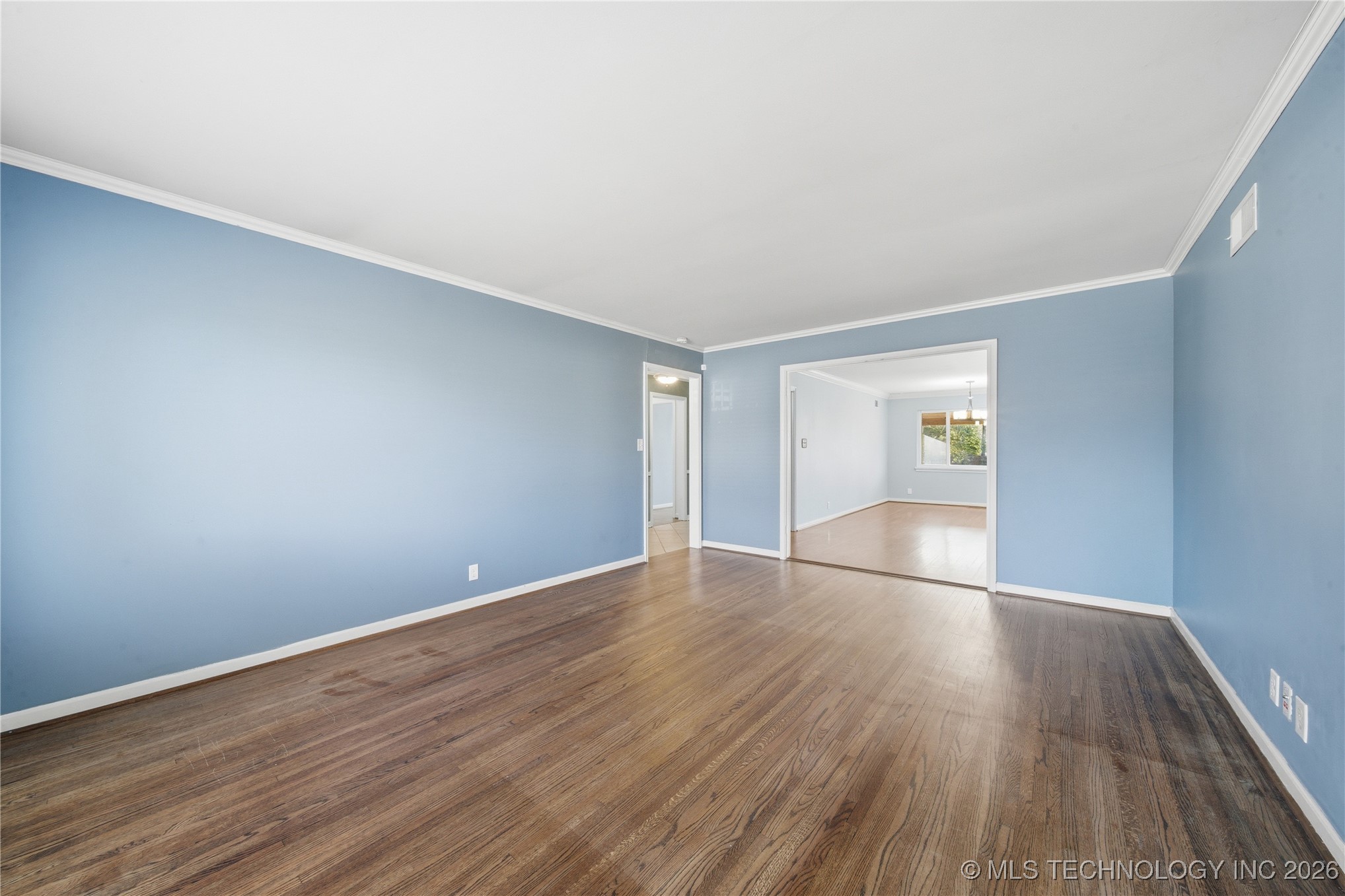 1742 E 61st Place Property Photo 15