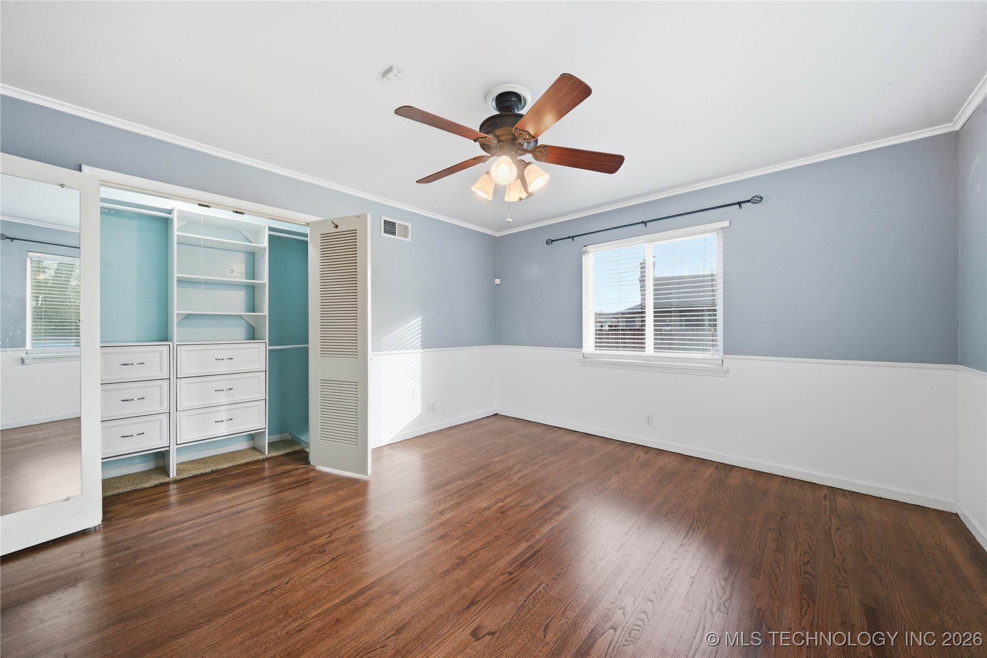 1742 E 61st Place Property Photo 17