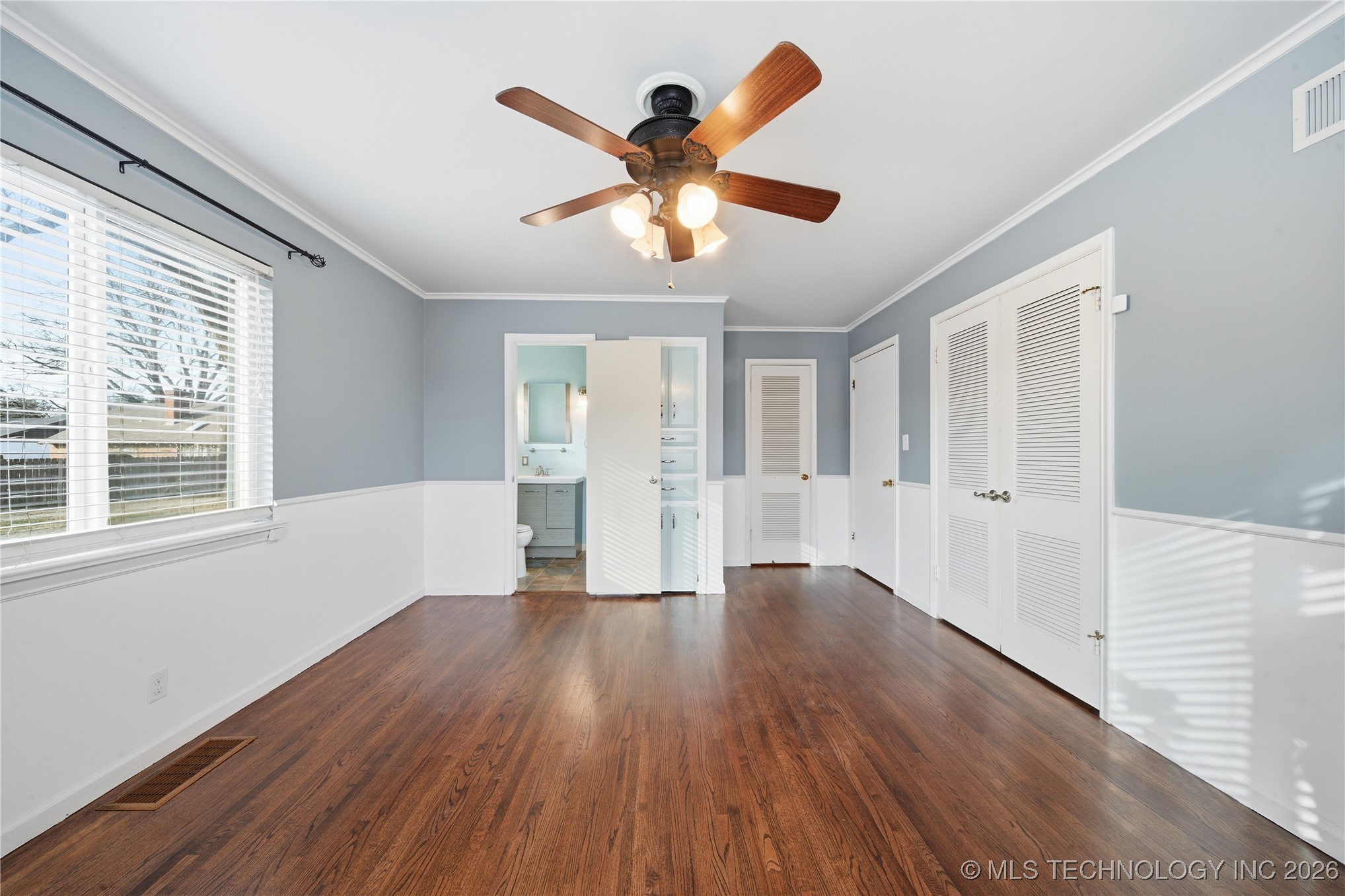 1742 E 61st Place Property Photo 18