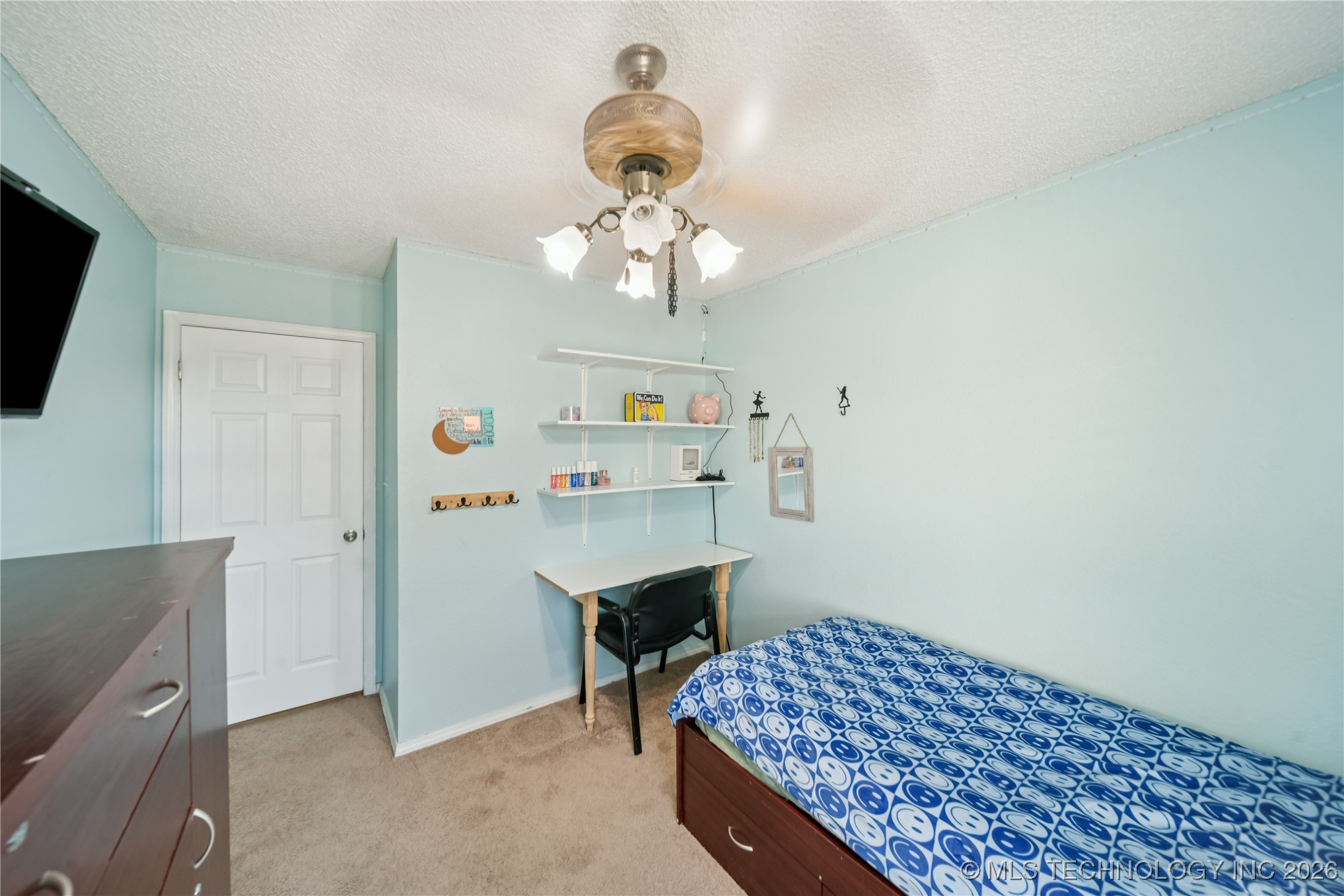 20665 S Carefree Drive Property Photo 13