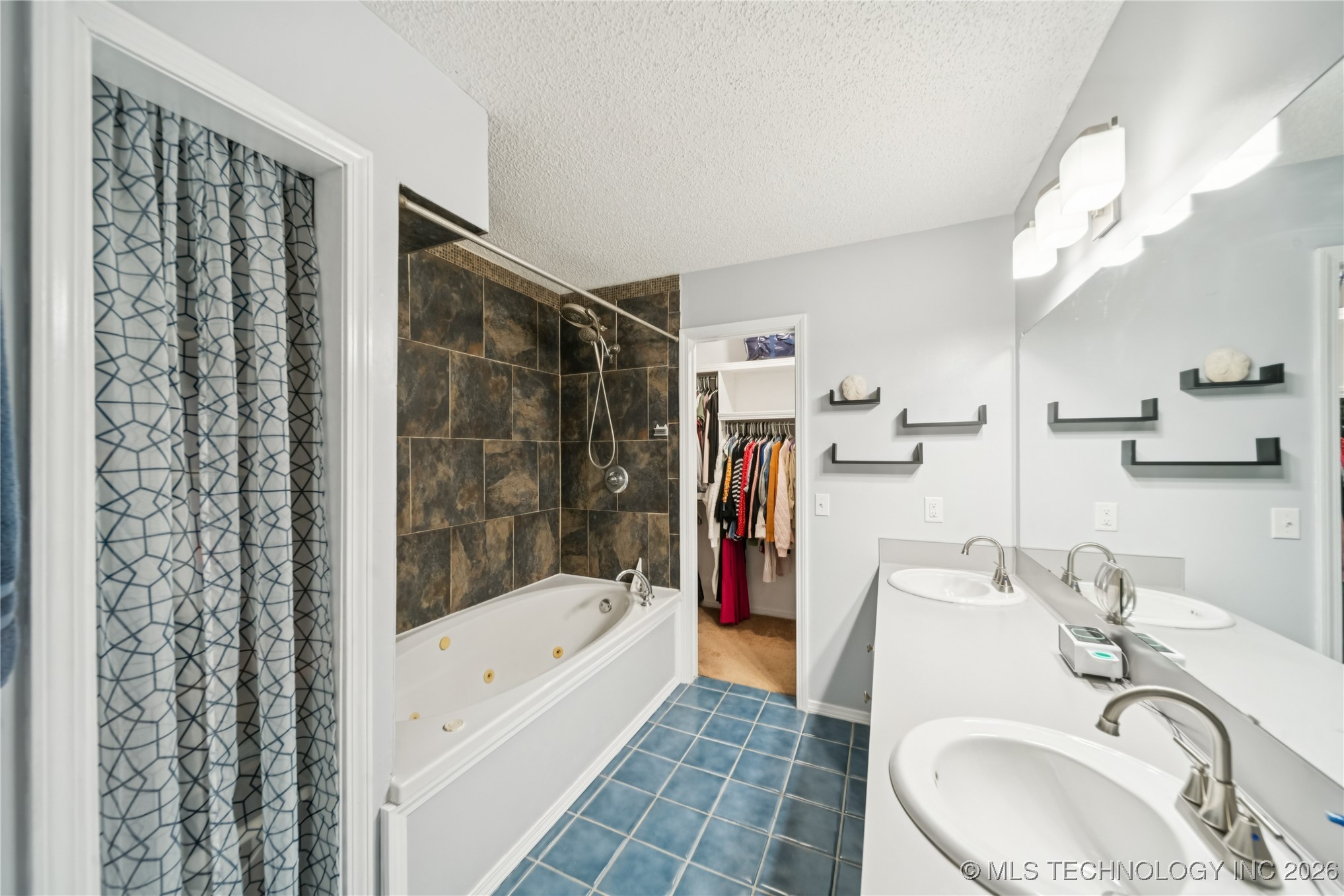 20665 S Carefree Drive Property Photo 21