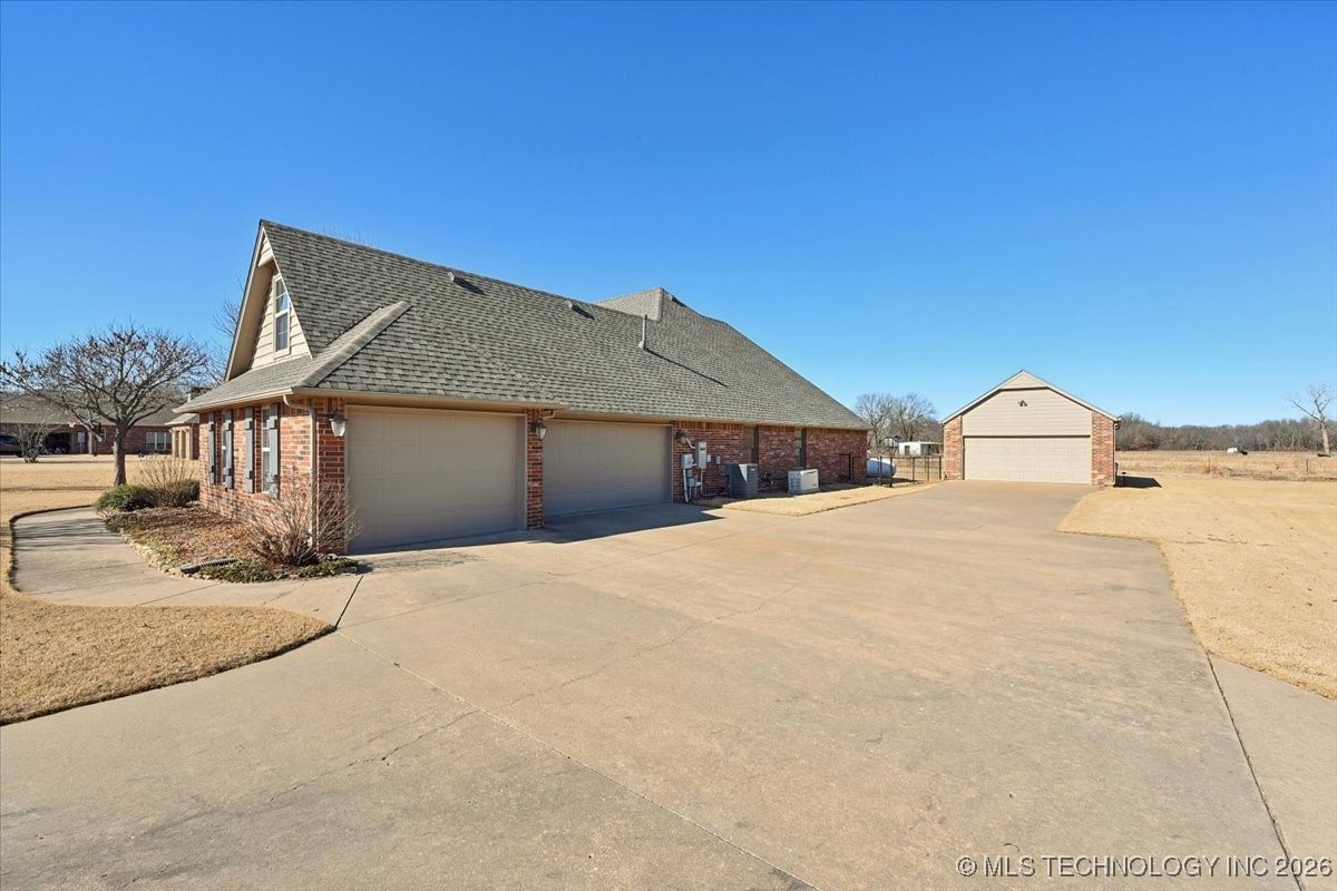 24383 E 145th Street S Property Photo 3